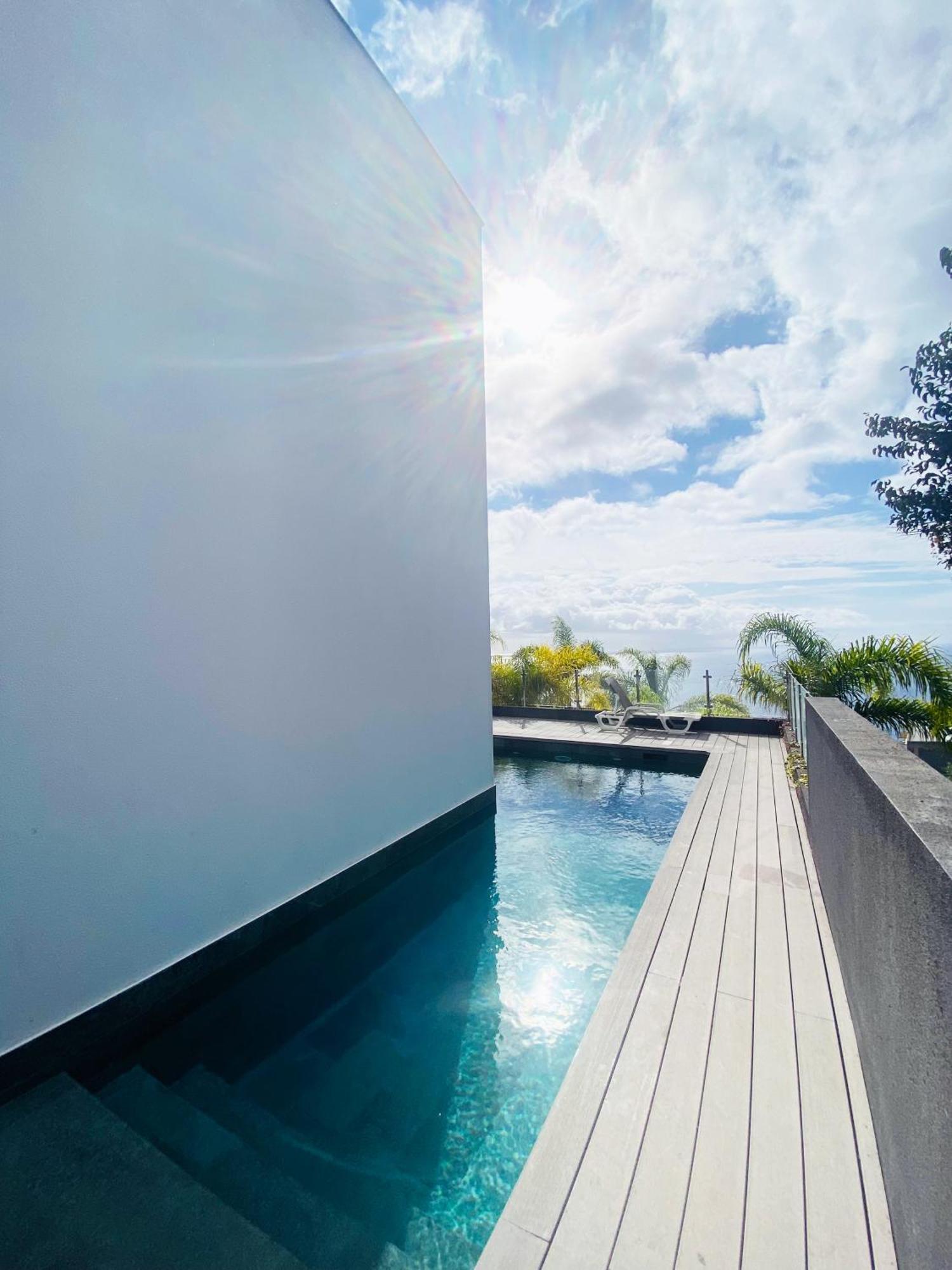 Sunshine With Optionally Heated Pool 150m Above Ocean & Sandy