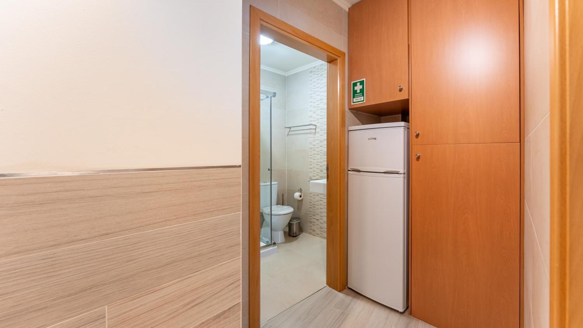 Modern 3 Bdr Duplex House With Terrace By Lovelystay