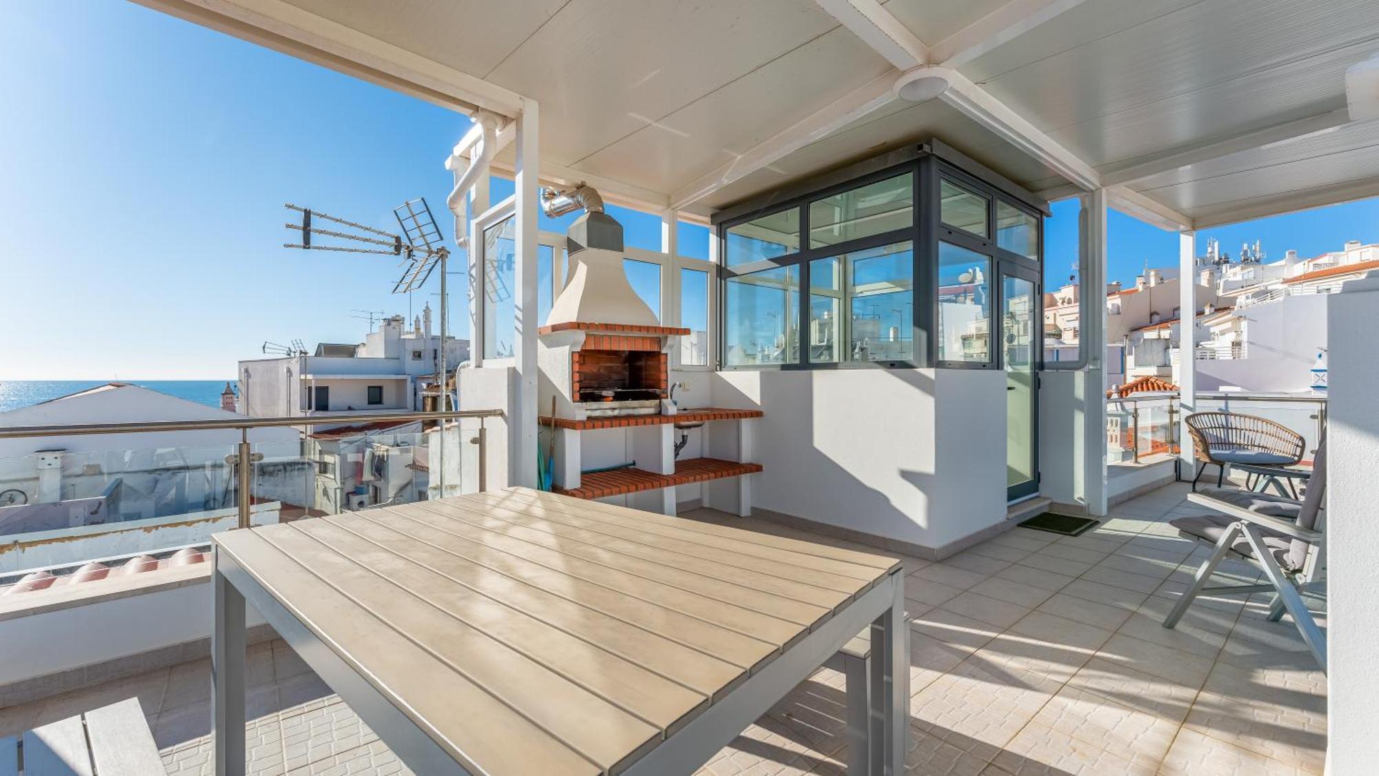 Apartment Modern 3 Bdr Duplex House With Terrace By Lovelystay