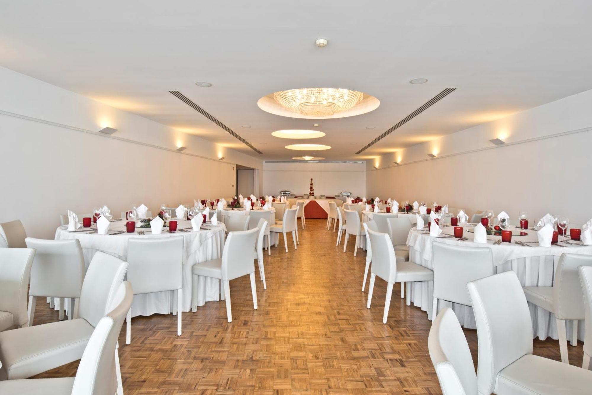 Golden Tulip Porto Gaia