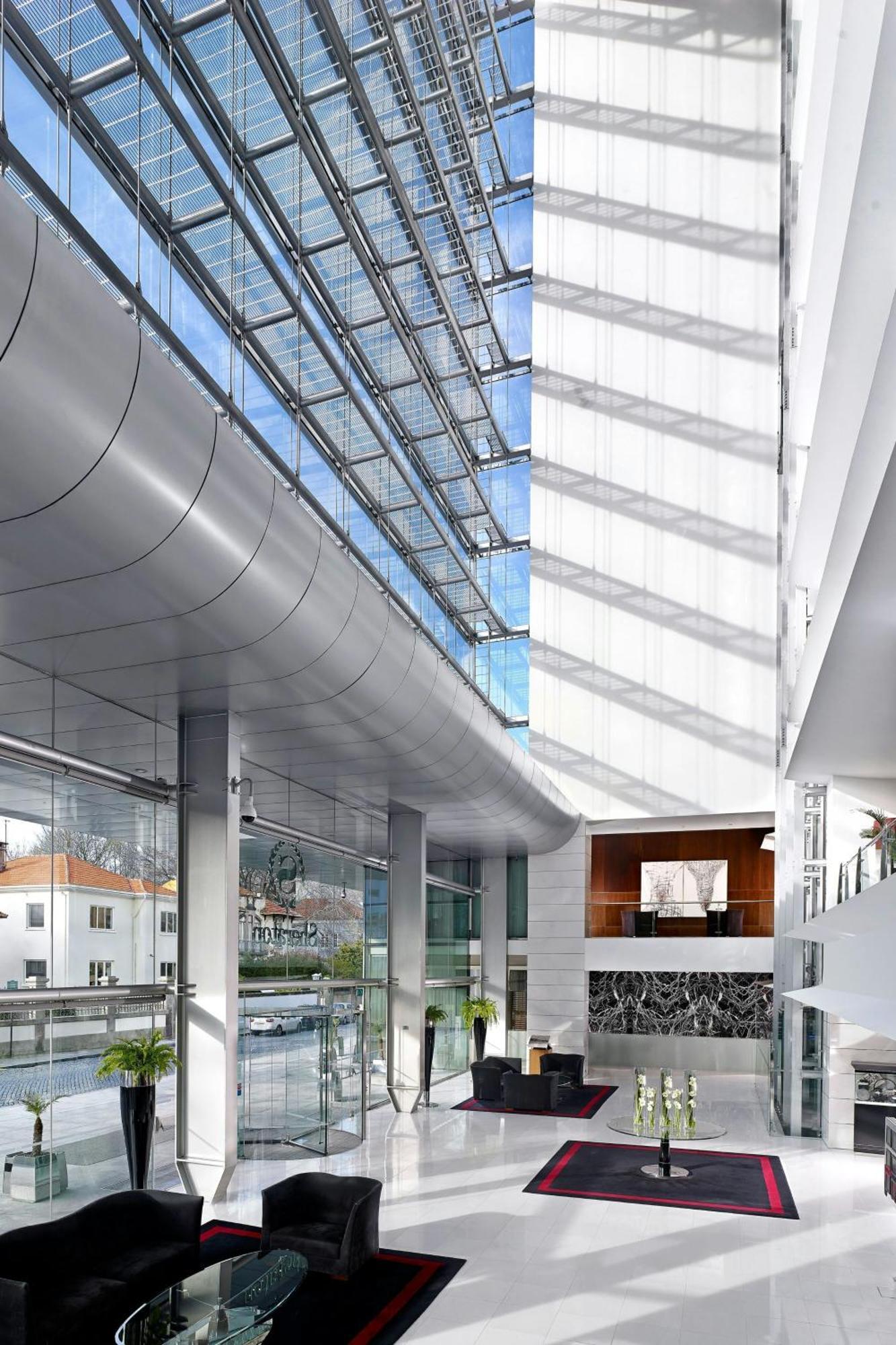 Sheraton & Oporto
