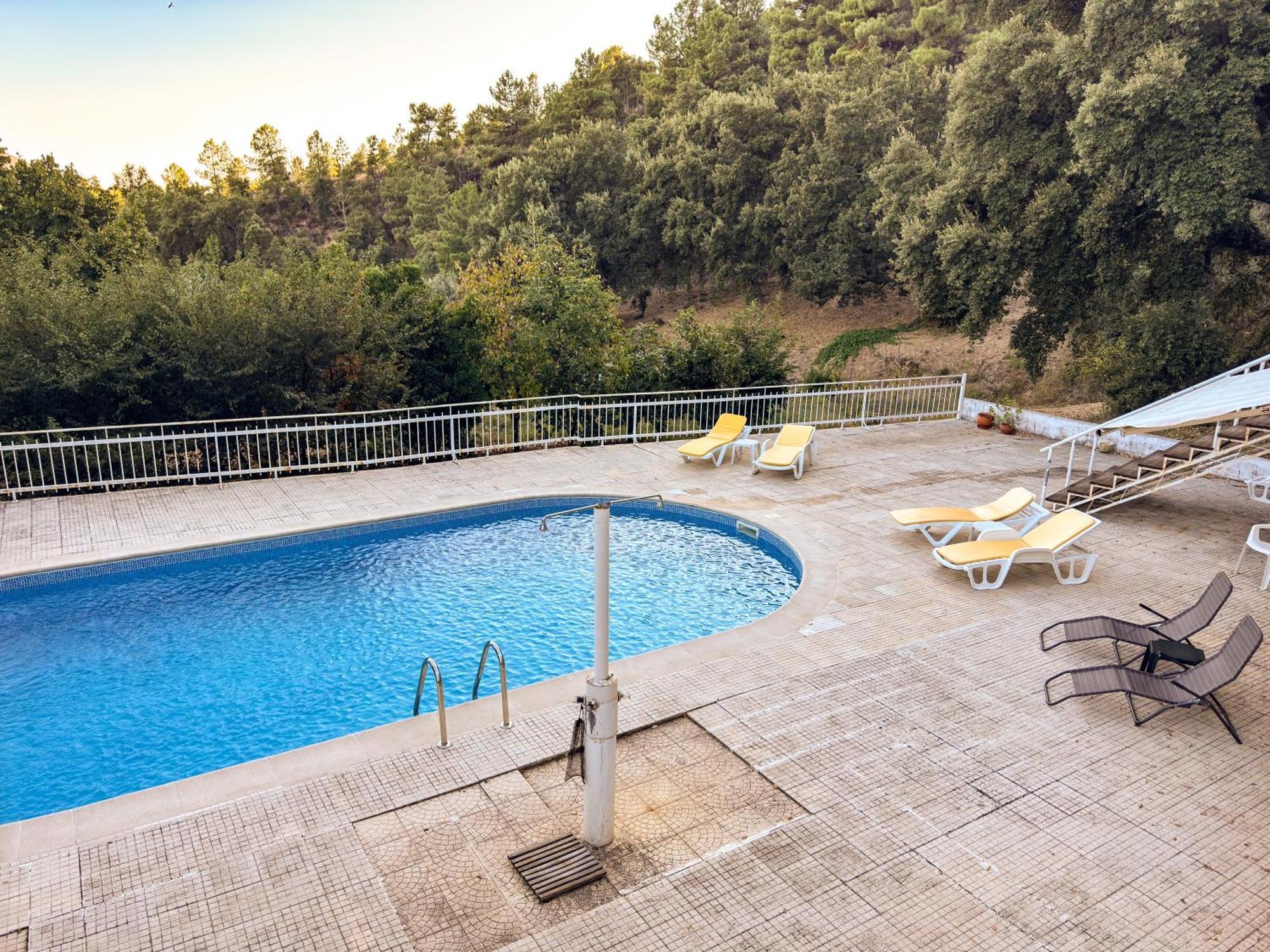 Quinta Dos Sincais Bed & Breakfast Guarda