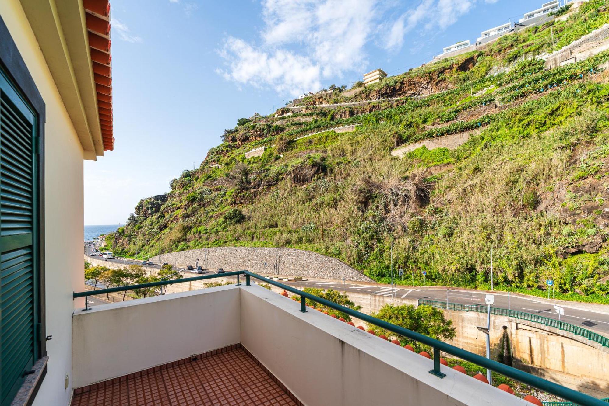 Bela Vale Nº4 *