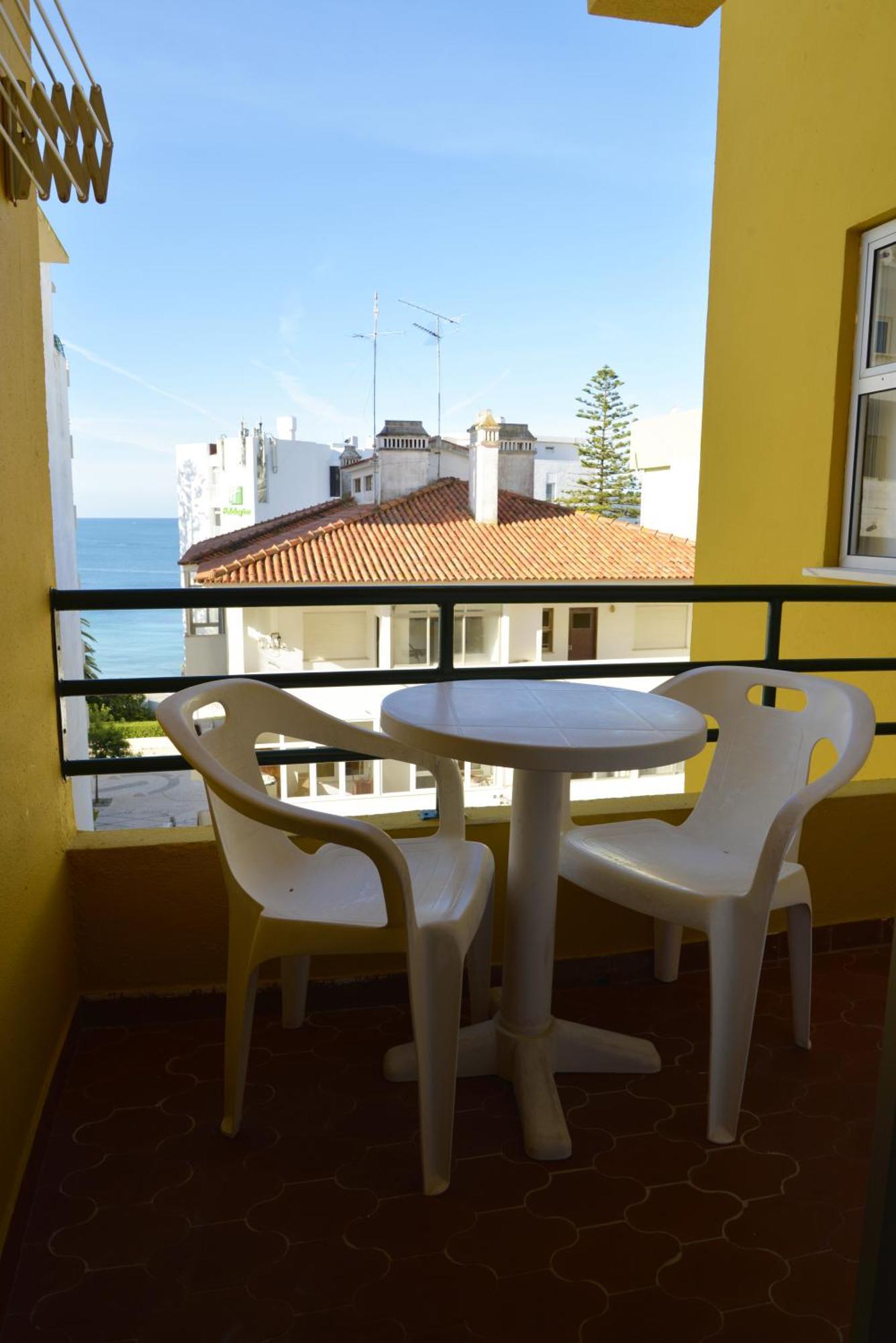 Turisticos Lindomar Aparthotel Armacao de Pera