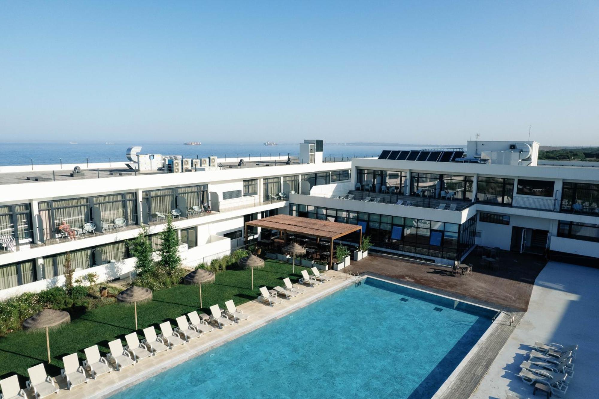 & Hotel Porto Covo