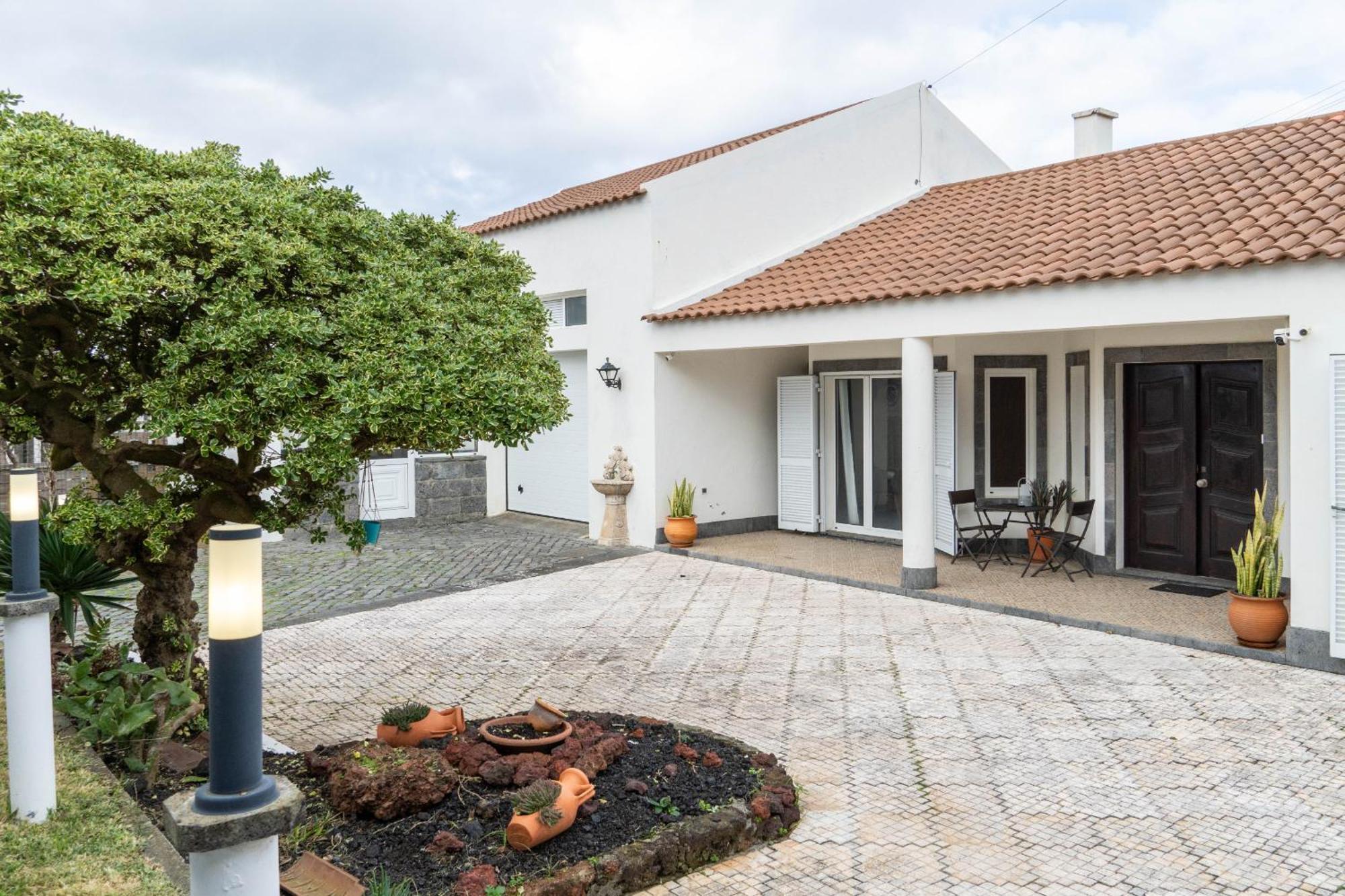 Mosteiros Coastal Haven Holiday home
