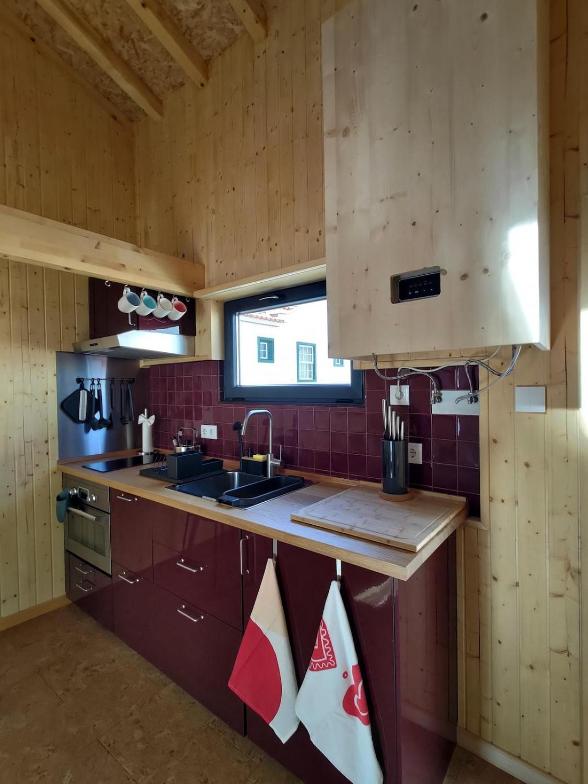Chalet 1 Minute From - Wood Baleal