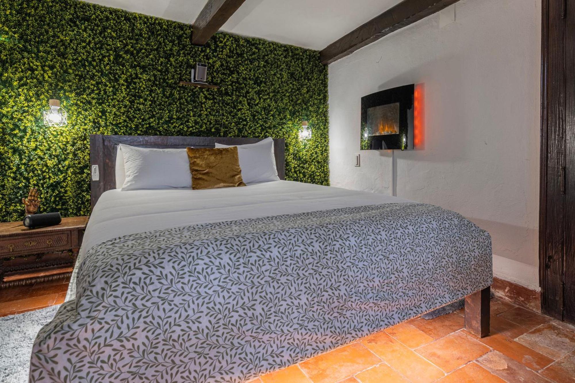 Wow - Unique Double Smart In 17th Century Palace! Hot Tub, Snooker, Bbq, Ps5, Sauna, Gym Hotel Sintra