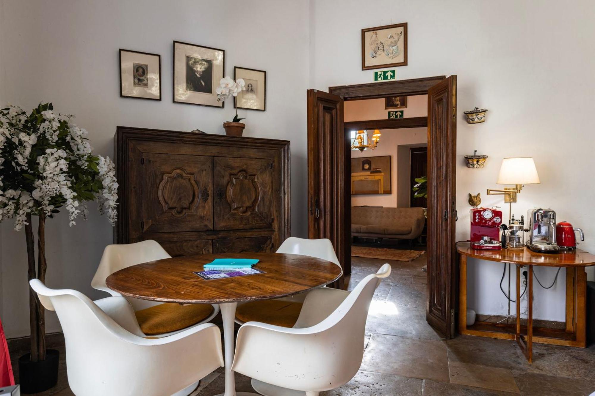 Hotel Wow - Unique Double Smart In 17th Century Palace! Hot Tub, Snooker, Bbq, Ps5, Sauna, Gym Sintra