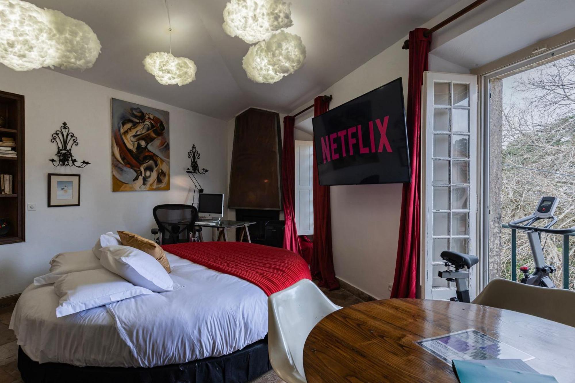 Hotel Wow - Unique Double Smart In 17th Century Palace! Hot Tub, Snooker, Bbq, Ps5, Sauna, Gym