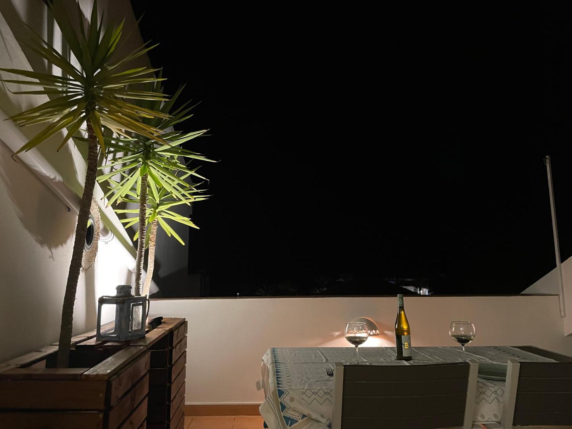 Apartment Golden Club- Eyes On Sea