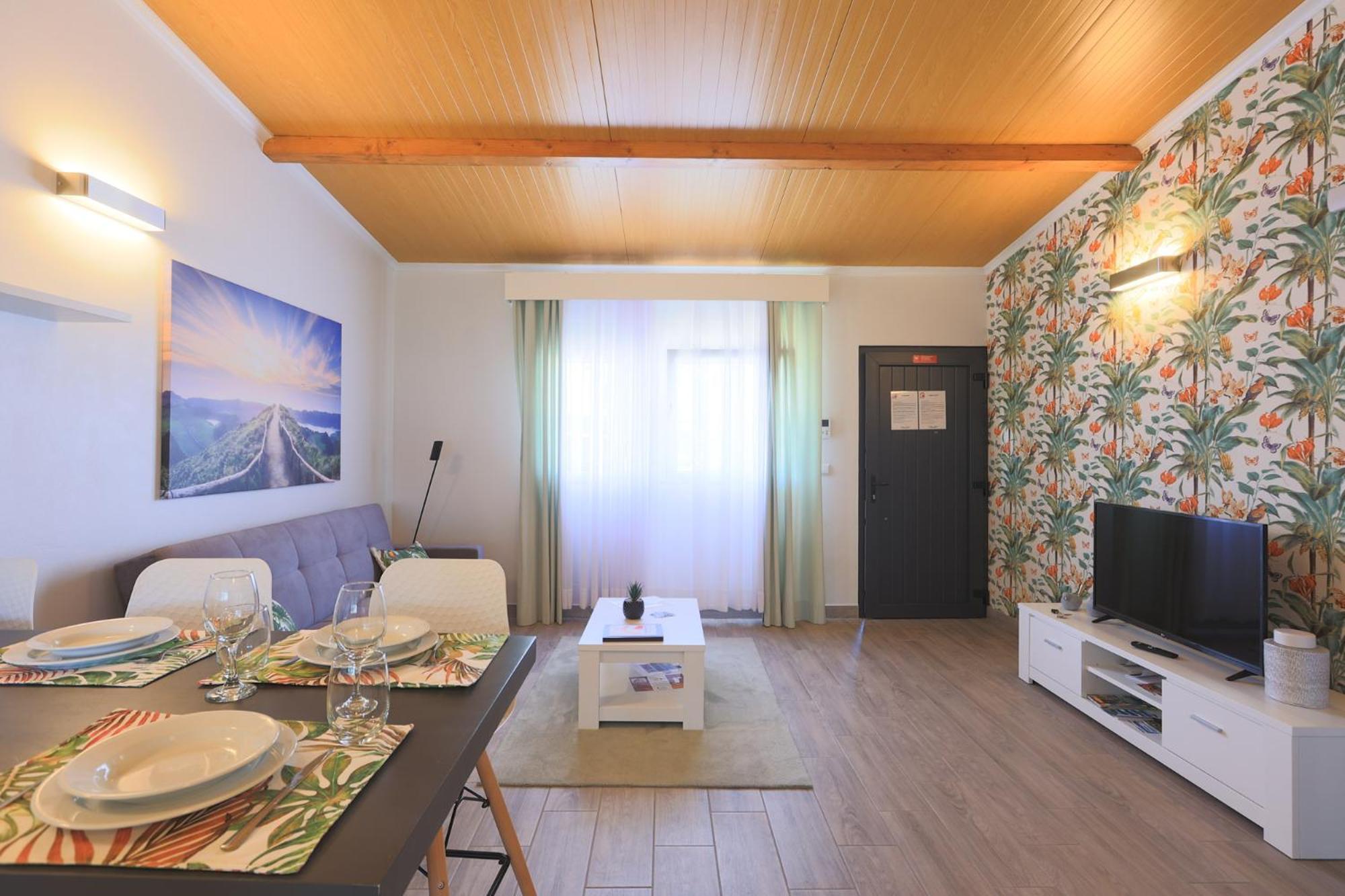 Parrots'village Holiday park