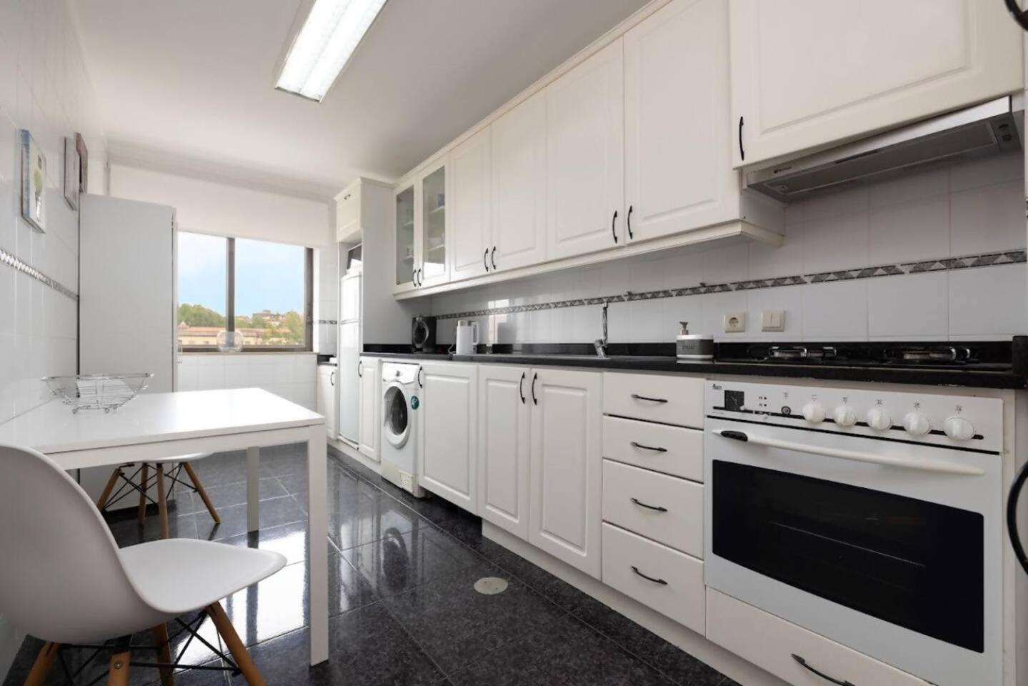 Lobo Apartamento Guimarães