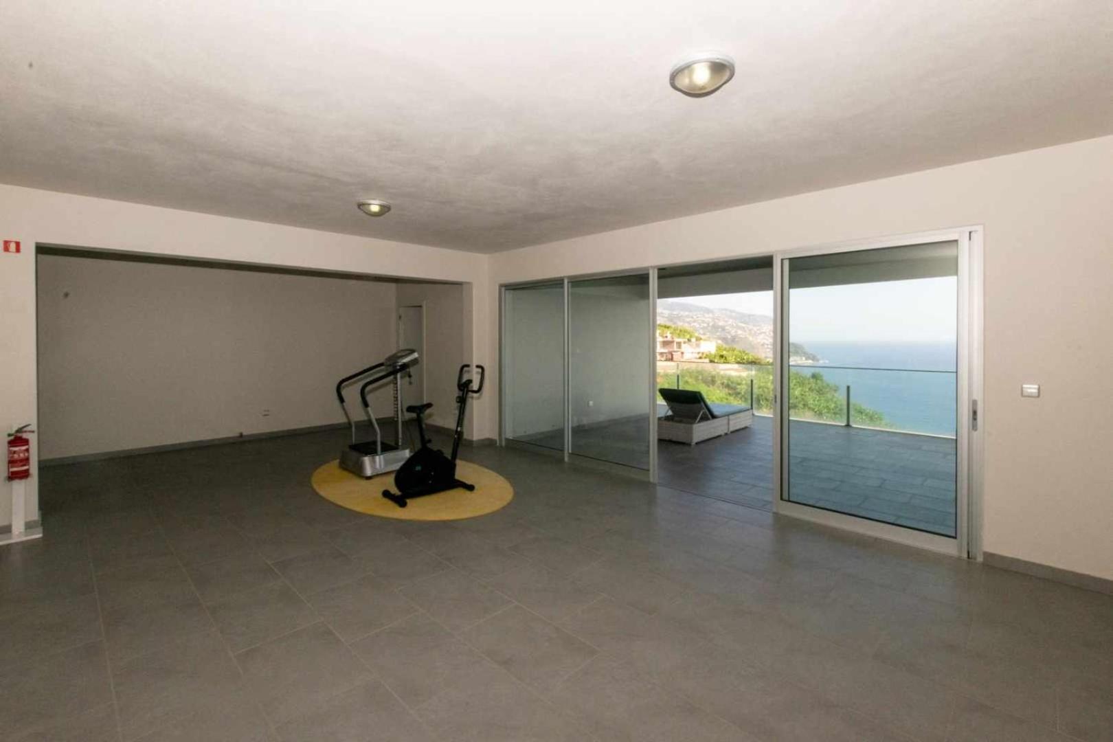 Apartamento 3 Quartos Vista Mar Canico * Ponta do Sol (Madeira)