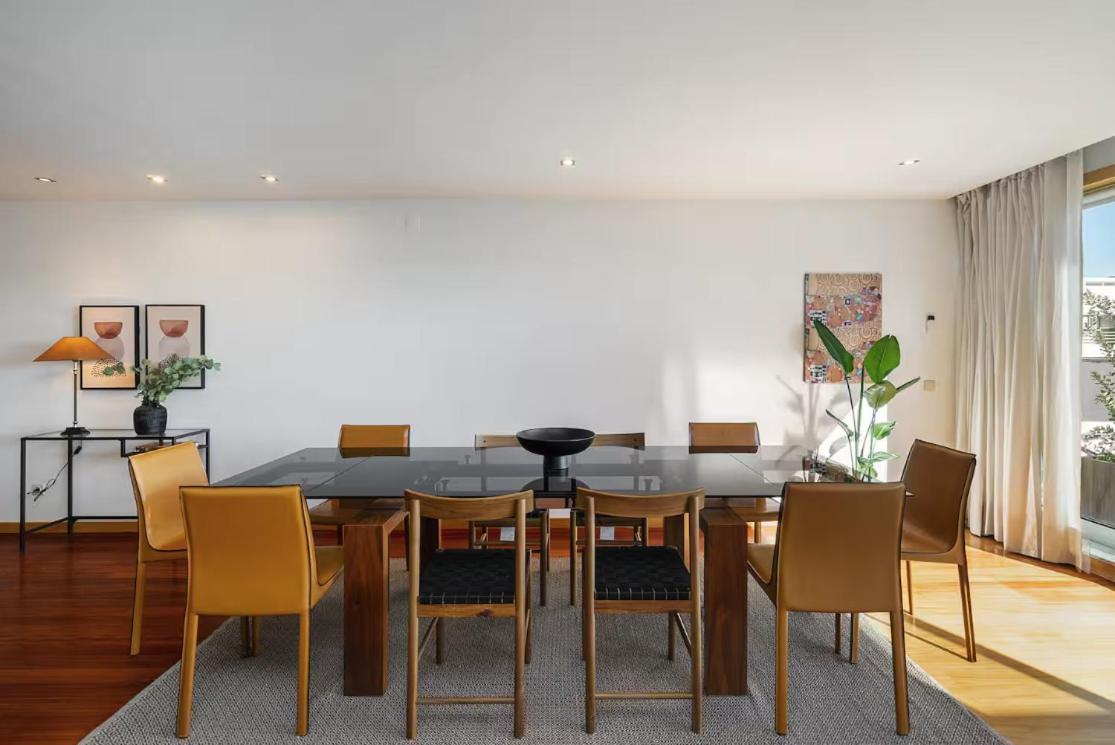 Whome Penthouse Luxe - Views, Terrace & Parking