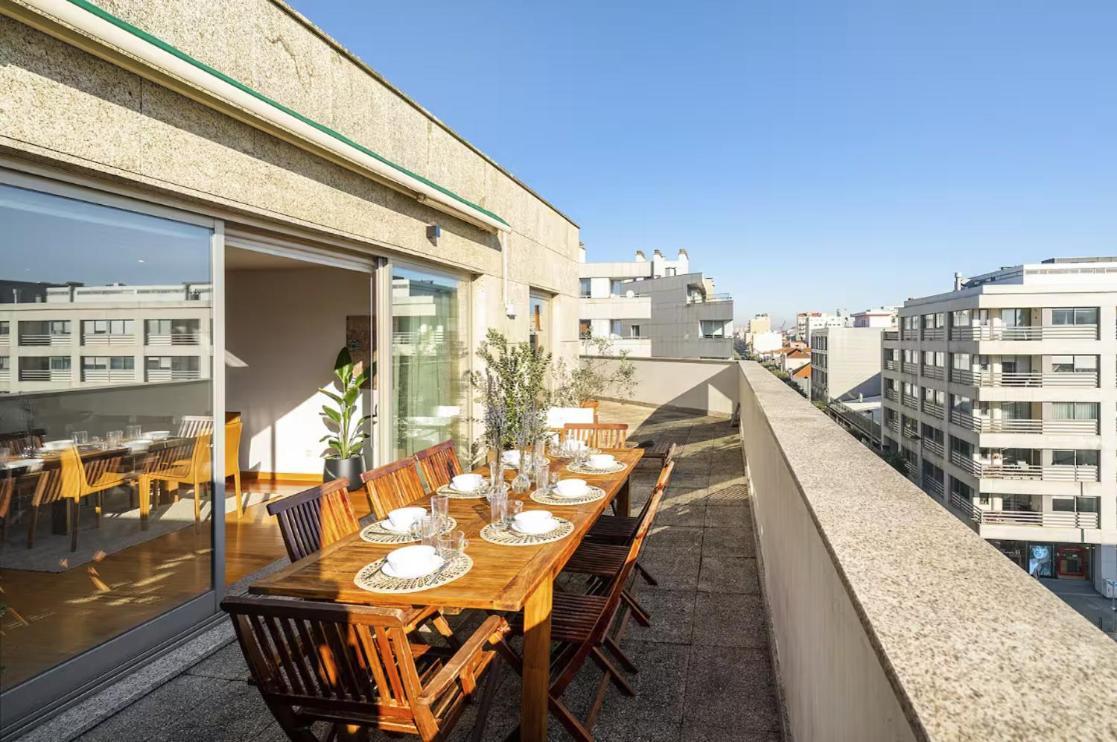 Whome Penthouse Luxe - Views, Terrace & Parking *