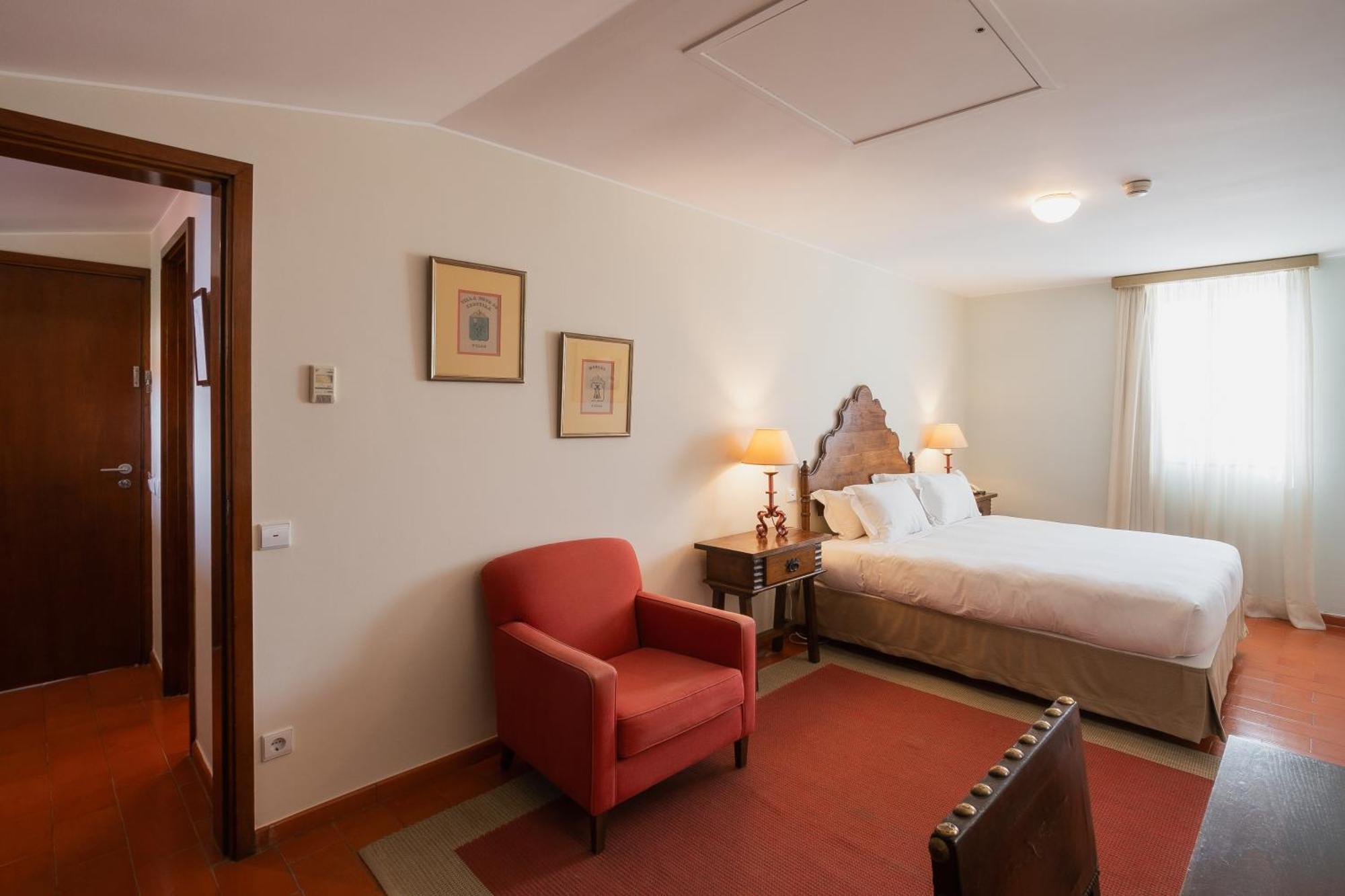 Hotel De 4*