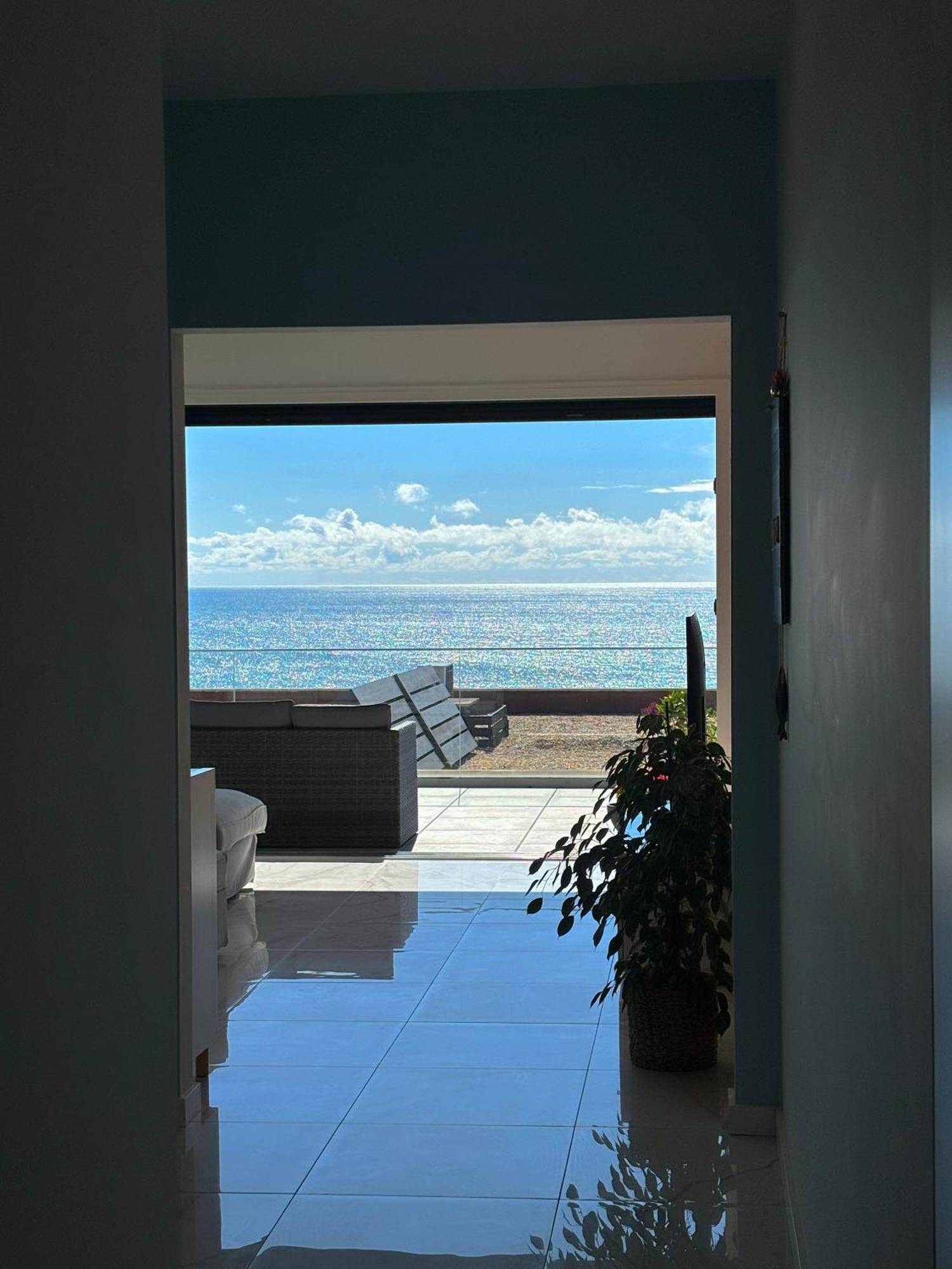 Ocean Views - New Private With Pool & Sea Views Apartment