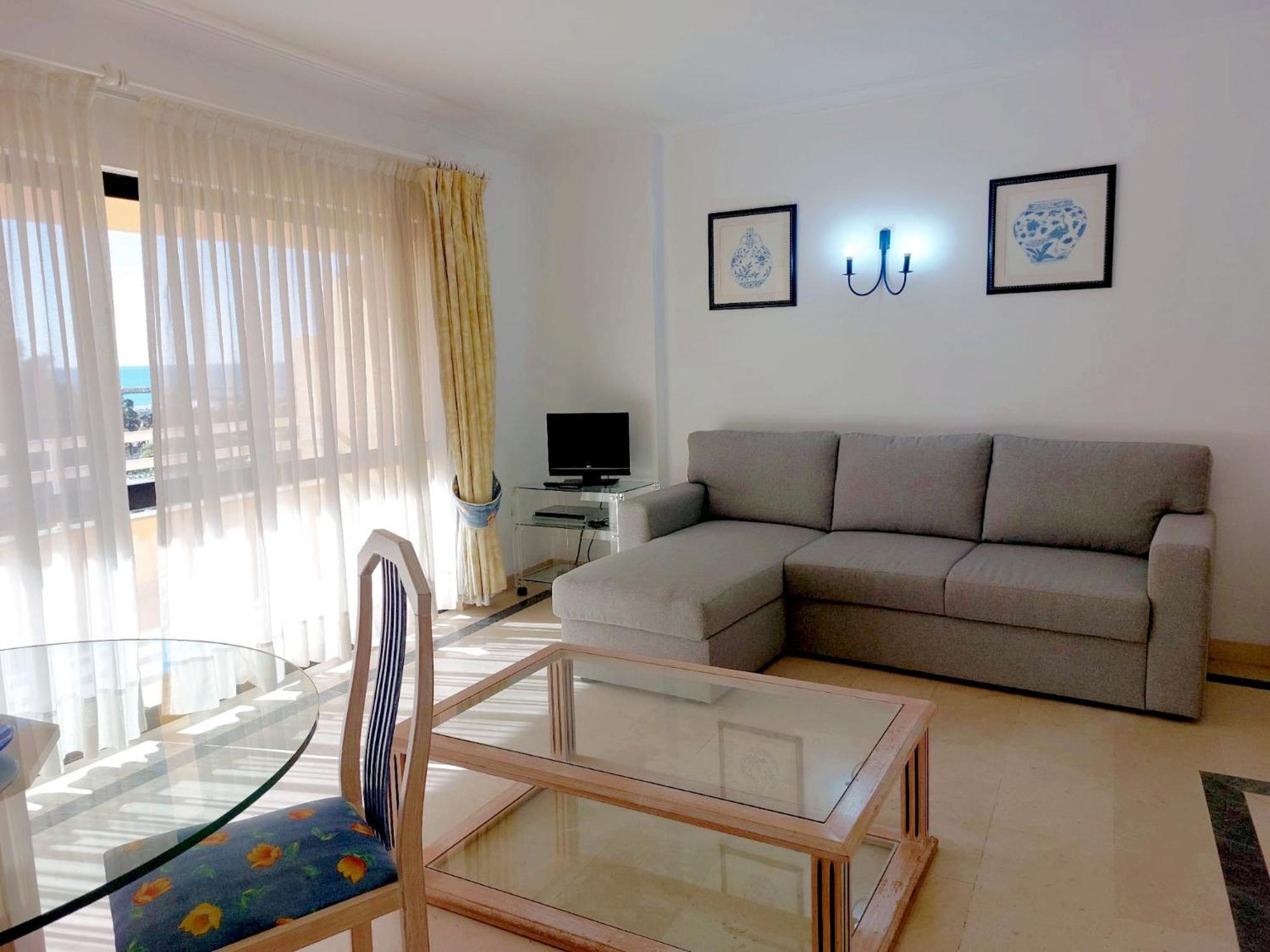 Marina Mar Sea Breeze By Sapvillas *