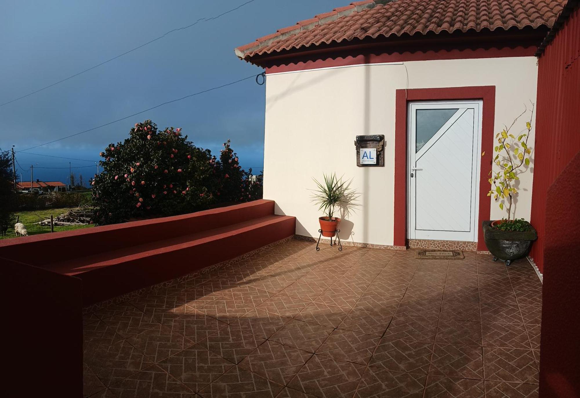 Achadas Da Cruz Farm House