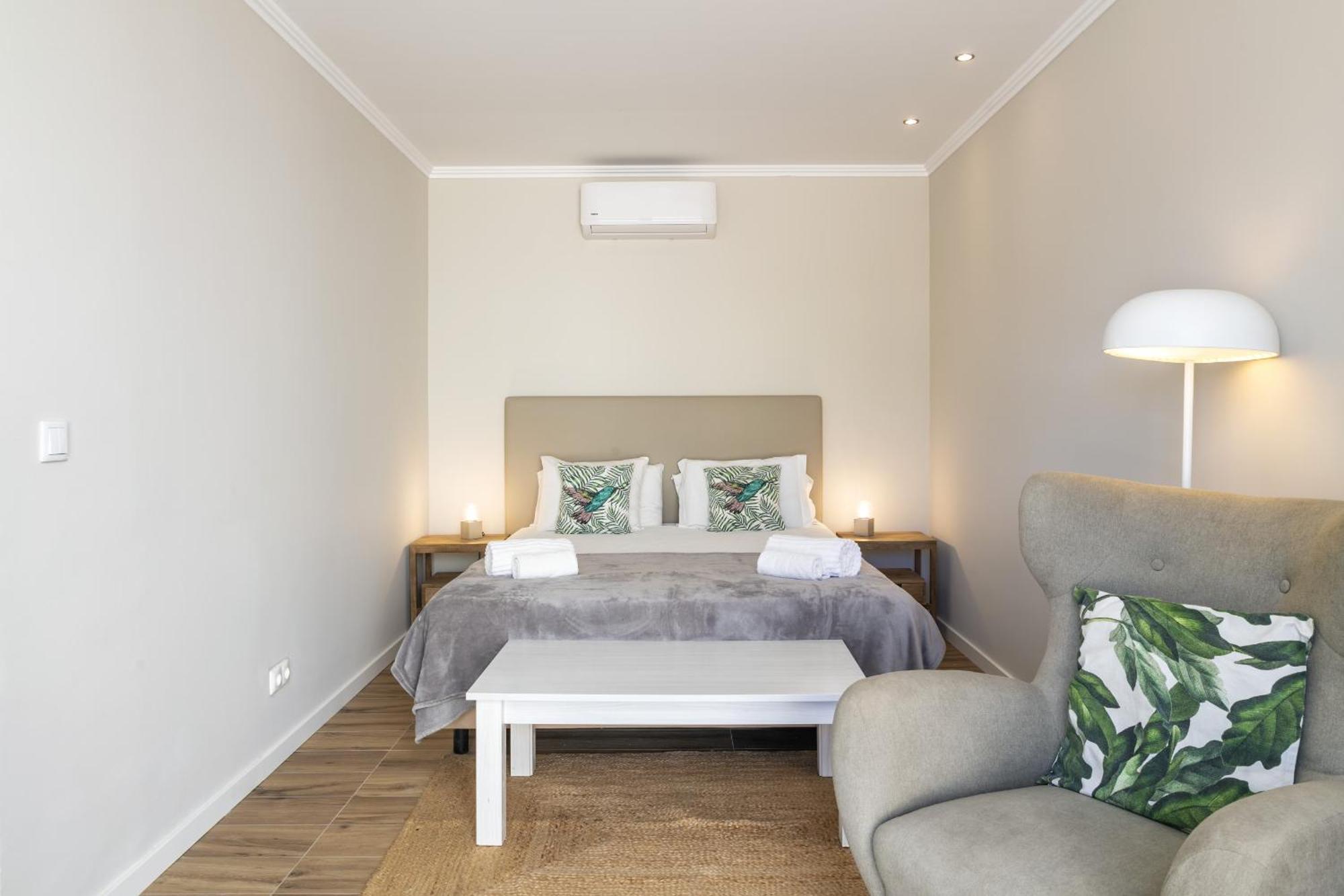 13 Terracos De - Casa Flores Holiday home *
