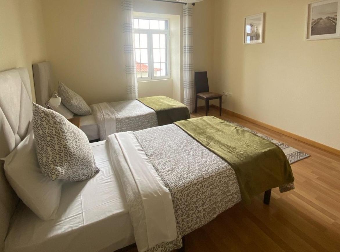 Holiday home Santinhos *