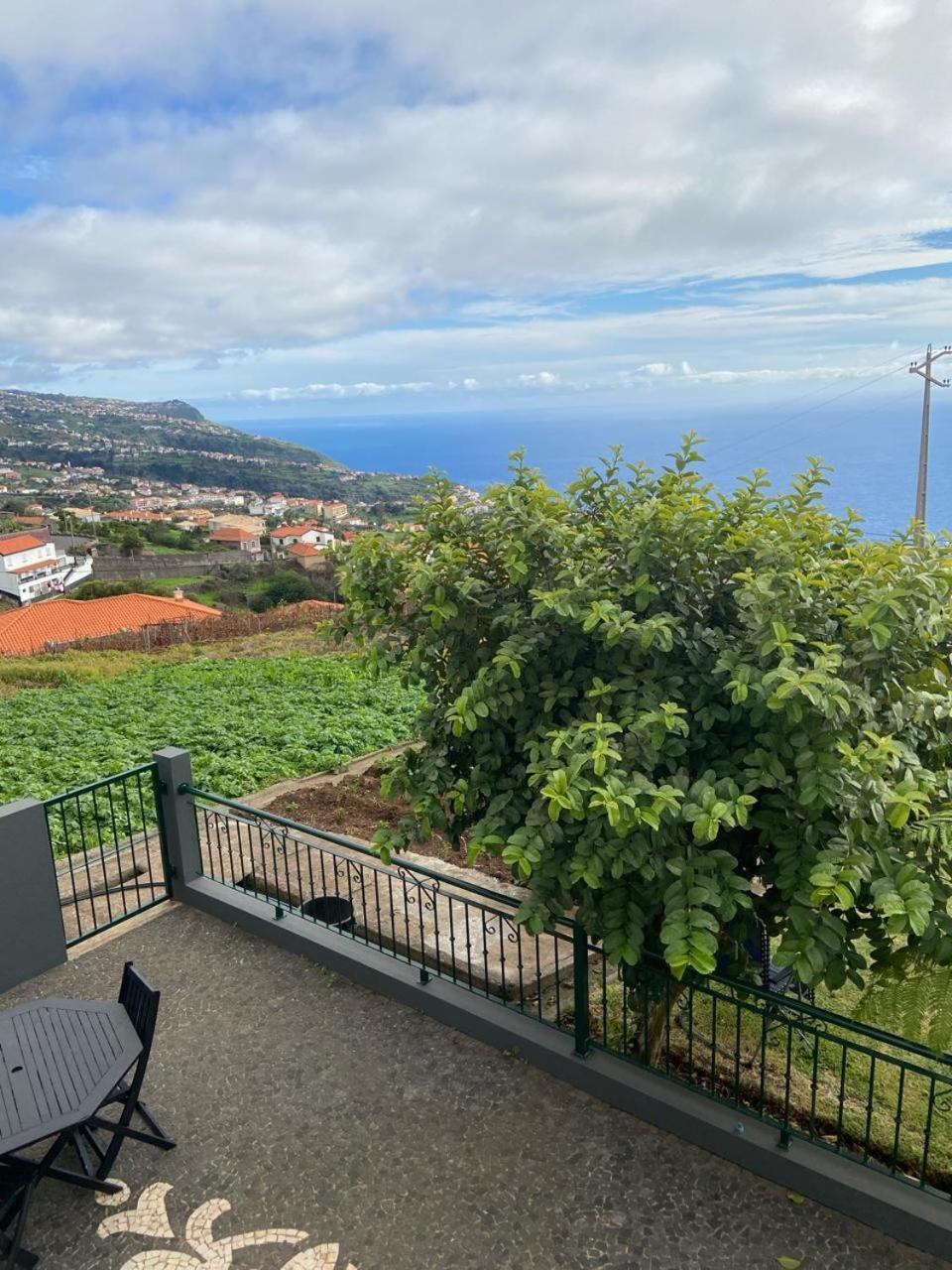 Santinhos * Estreito Da Calheta