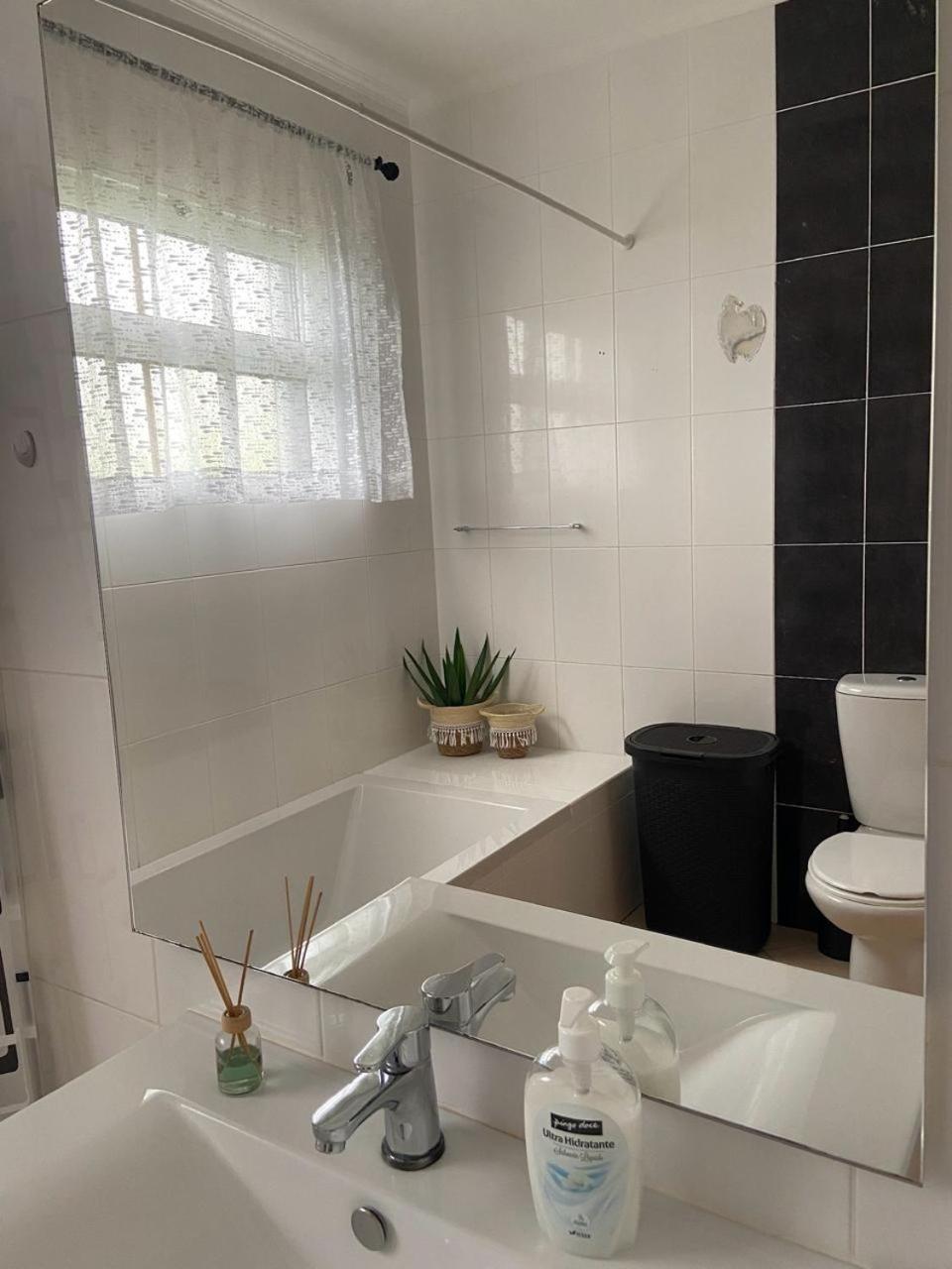 Santinhos Holiday home Estreito Da Calheta