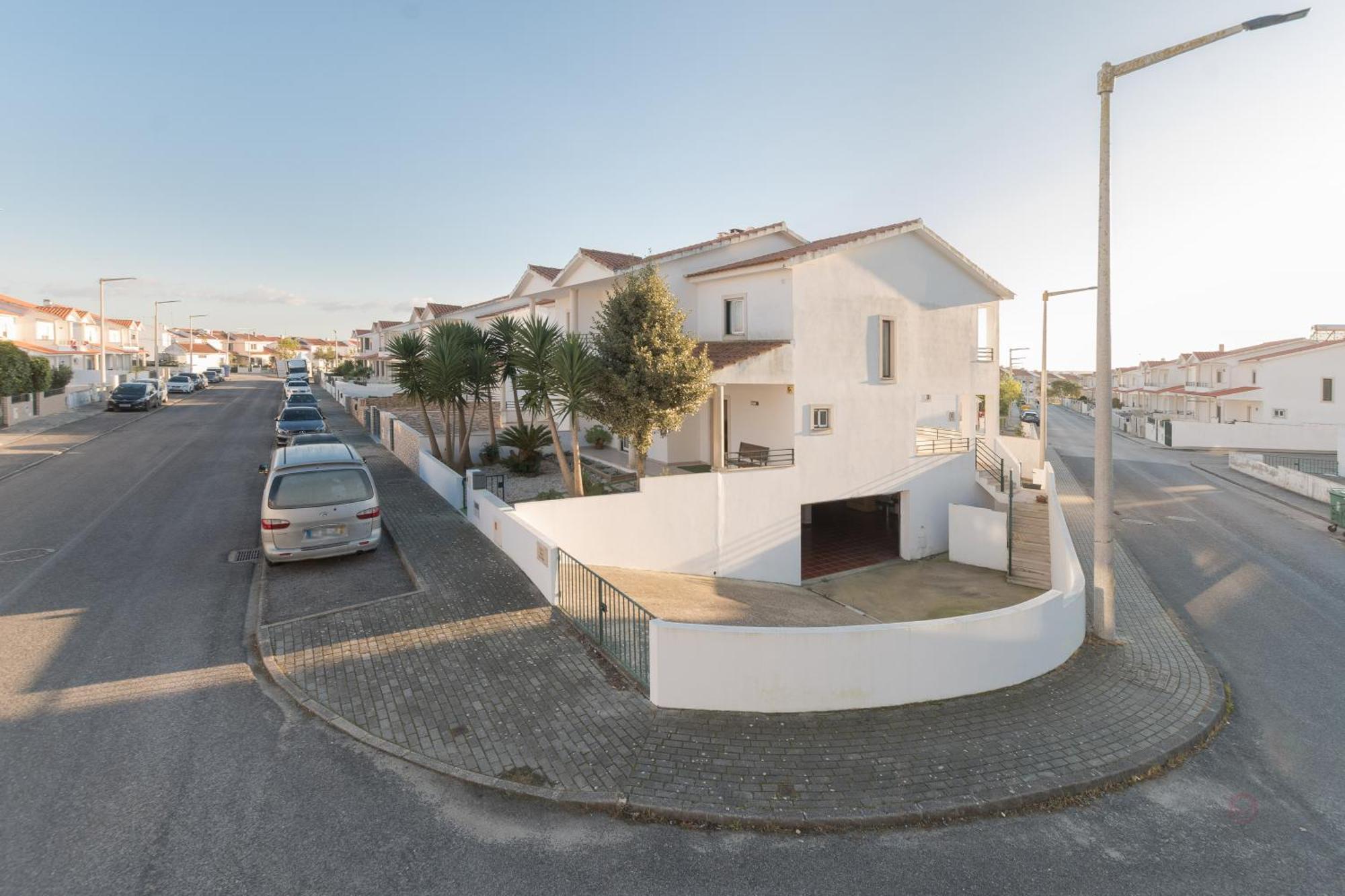 Casa Camila Iii - Moradia T3 - Nazare