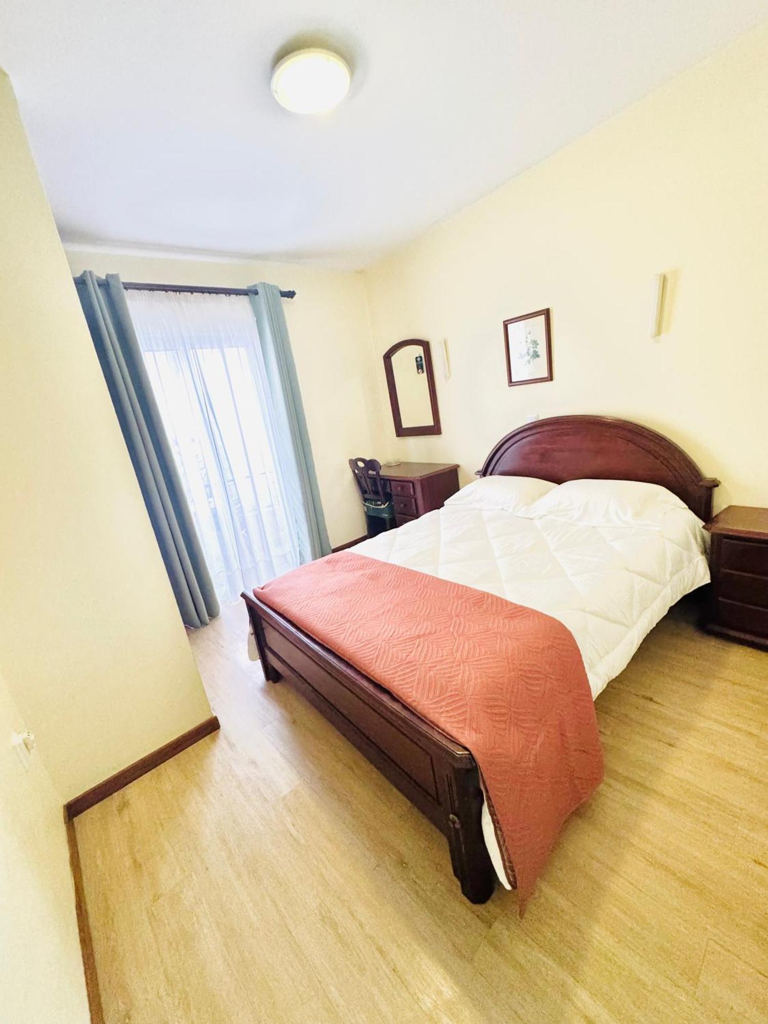 Residencial Santo Antonio Santa Cruz (Madeira)