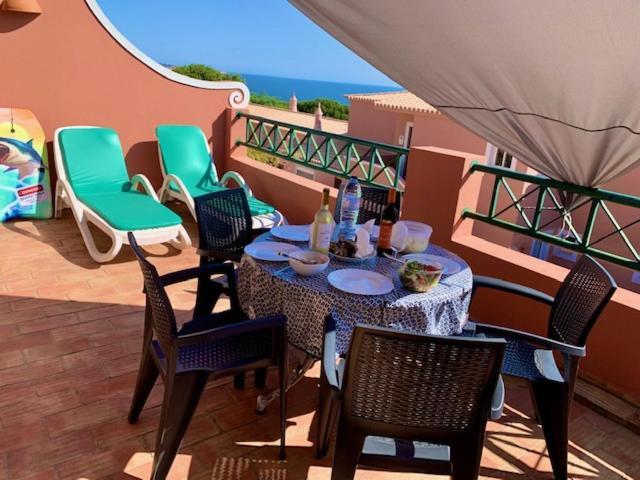 Casadaluz 86: Porto Dona Maria Oceanfront Retreat Holiday home *