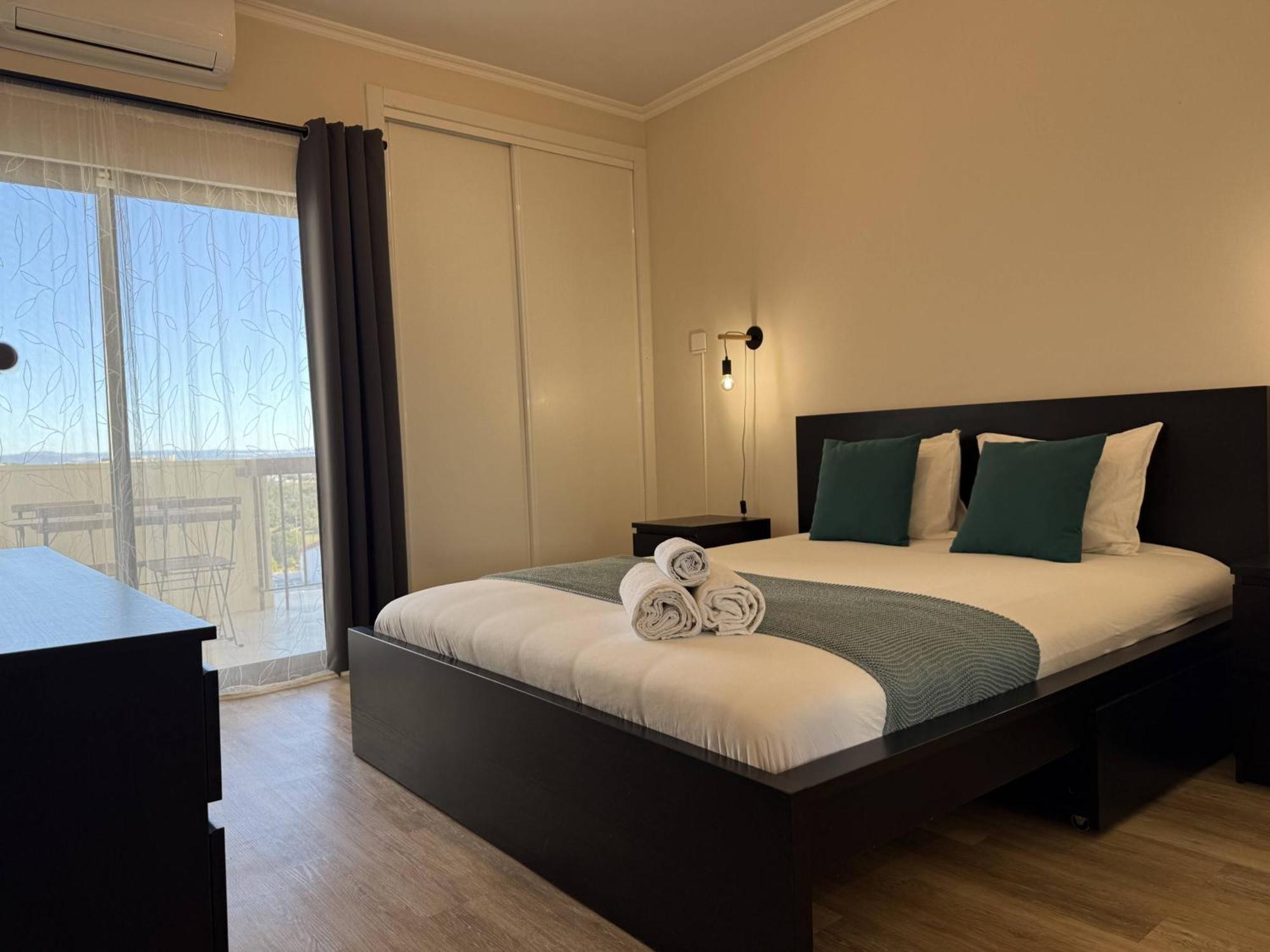 Luxe With Pool, Airco And Seaview Balcony - Go4portugal - Albufeira