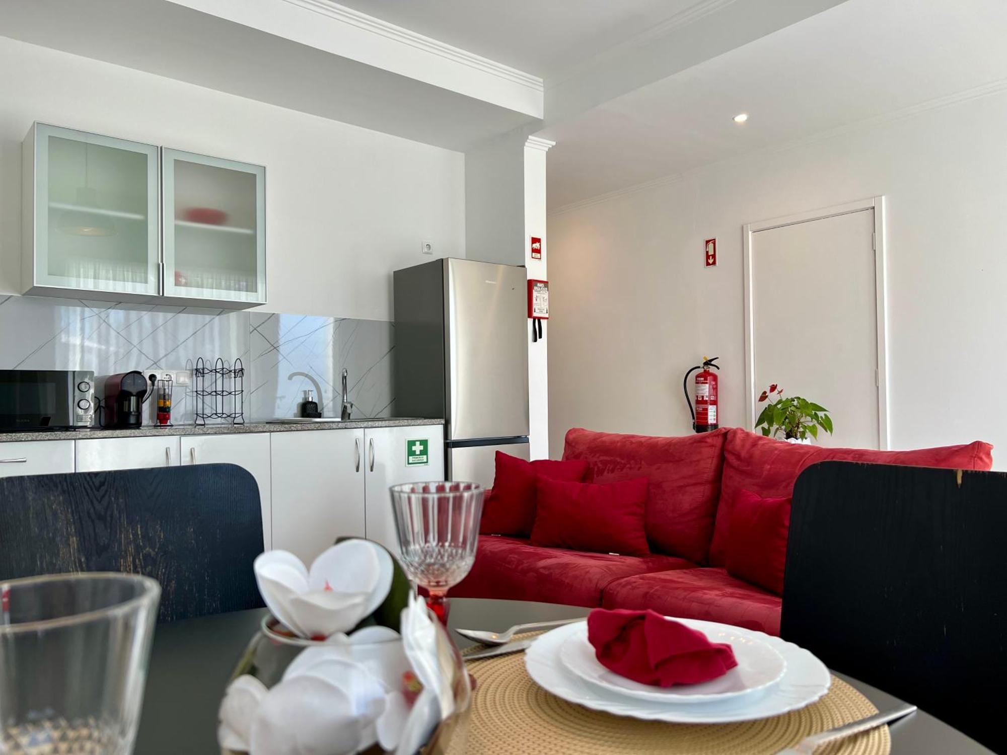 Casa Caloura Passion Deluxe & Lagoa (Azores)