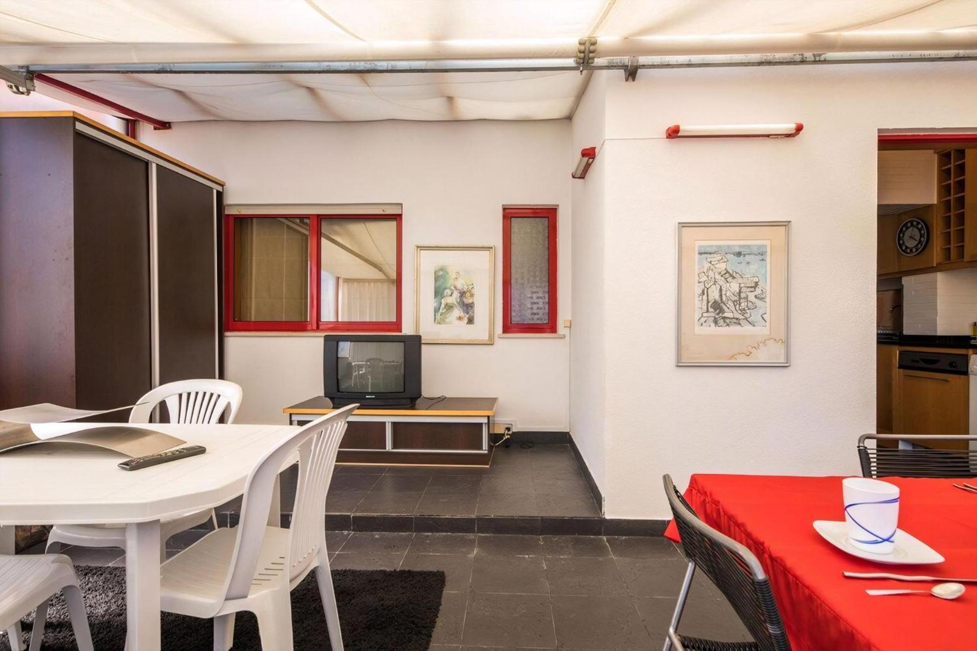 Mit Terrasse 100m Vom Entfernt Apartment