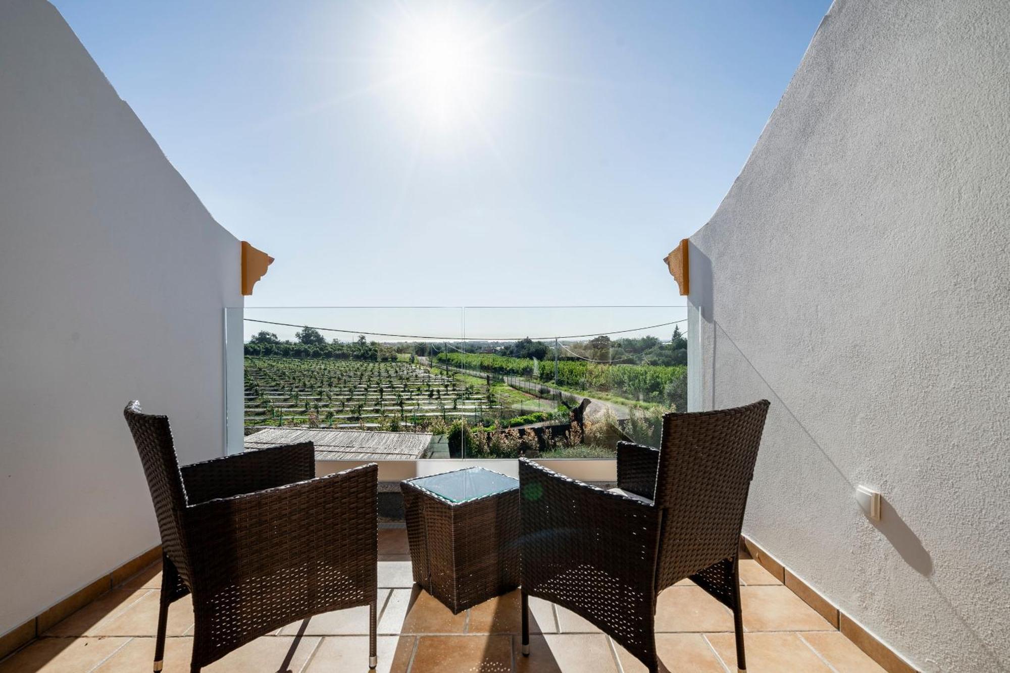 Mit Pool Und Grossem Garten Holiday home
