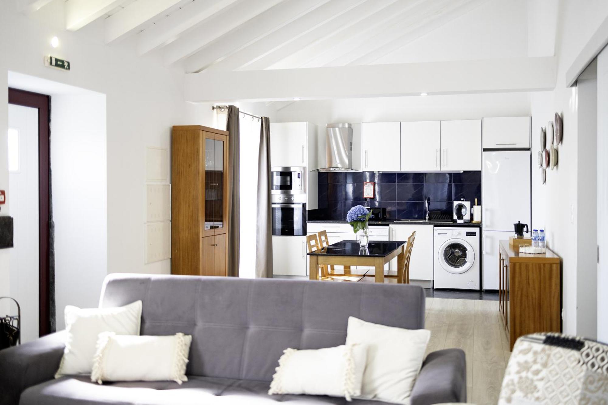 Aldeia Das Adegas 4*