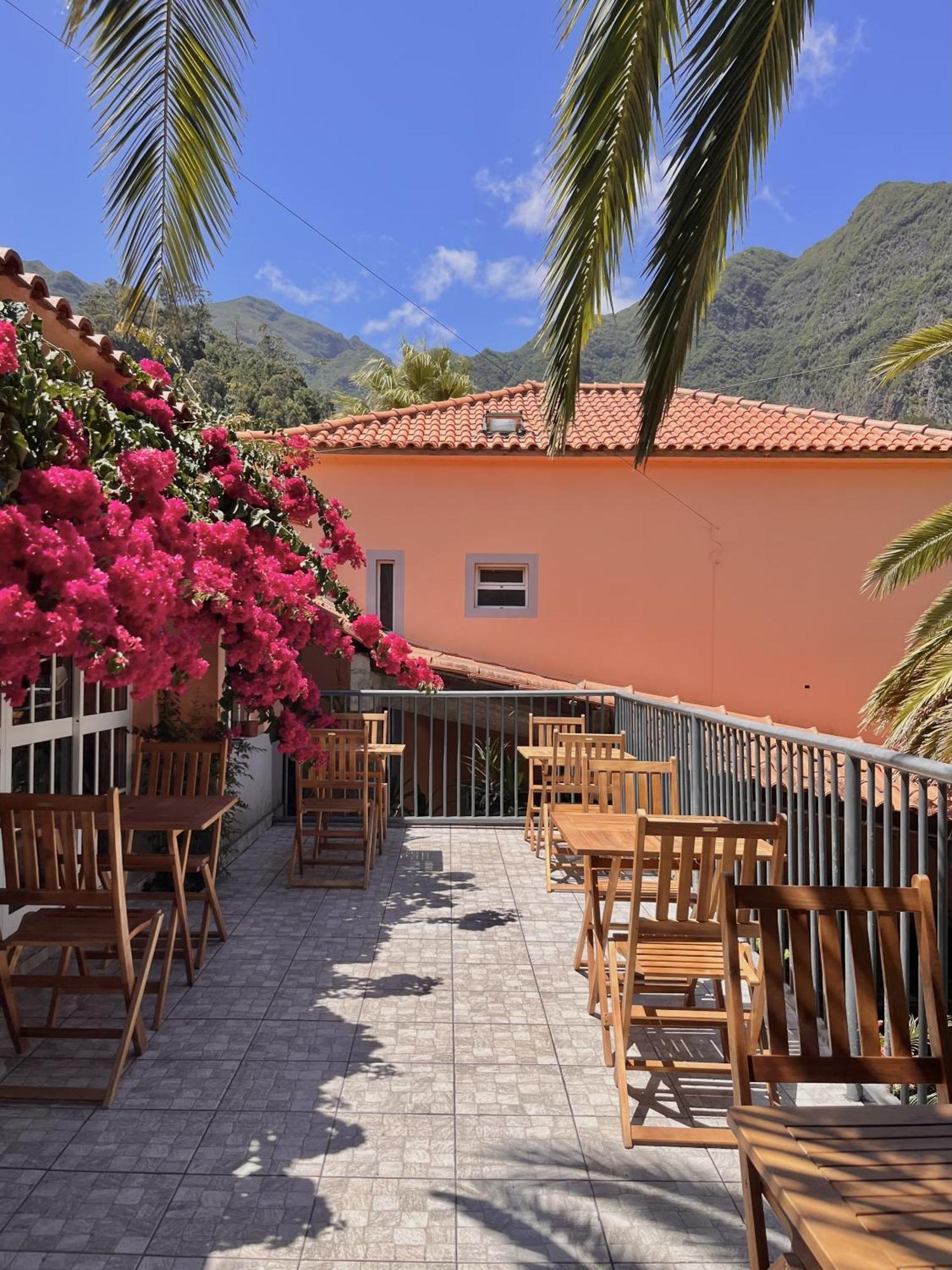 Guest house Gardens