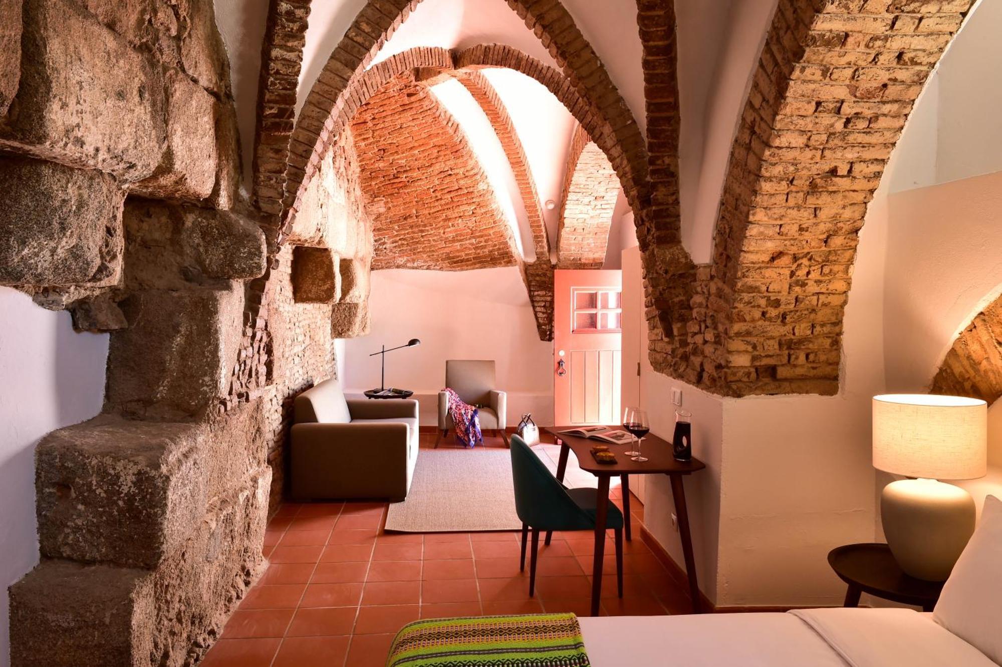 The Noble House - By Unlock 4* Évora