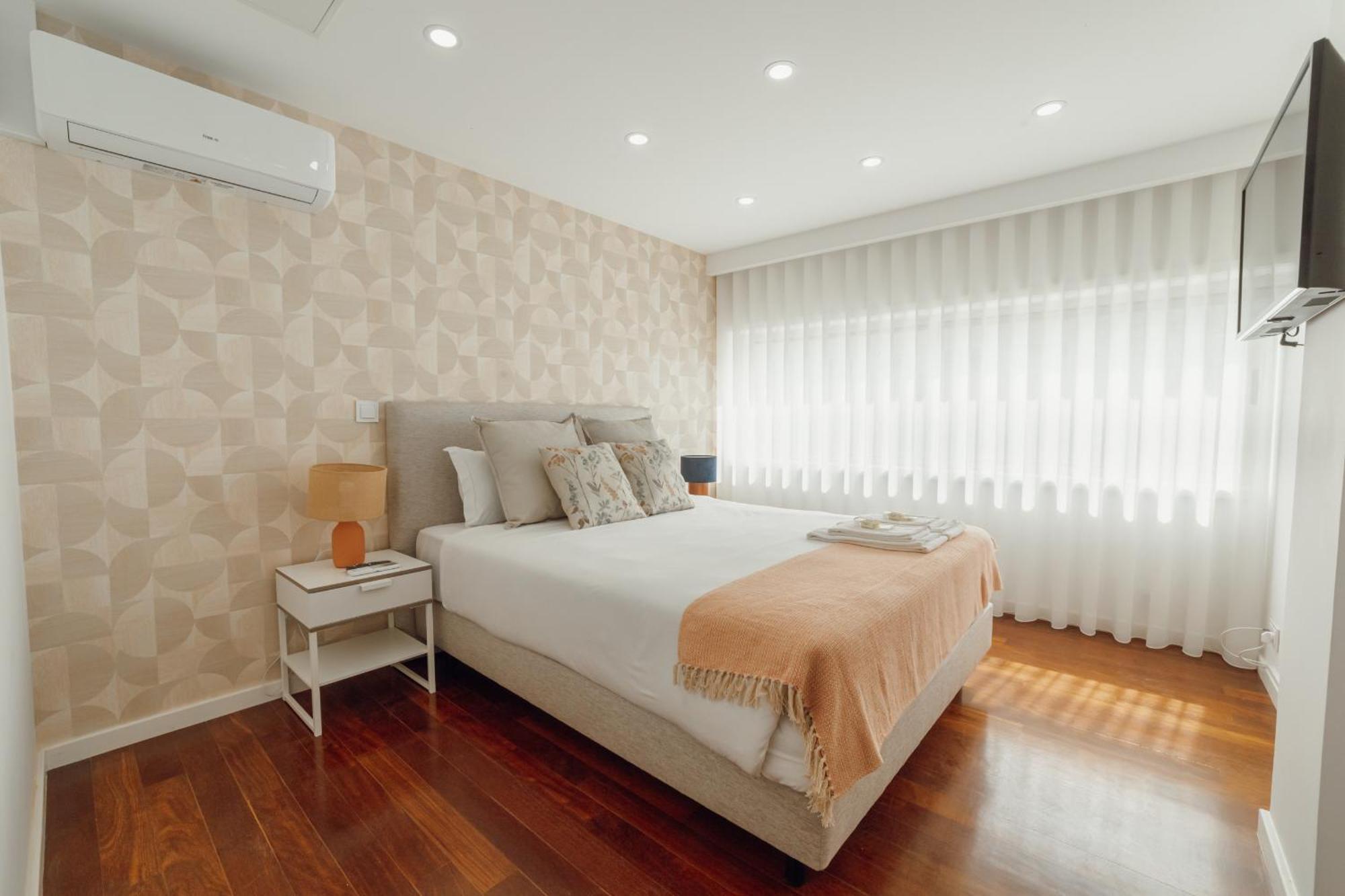 Modern Grand Seaside & Seaview By Vacationy Matosinhos (Porto)