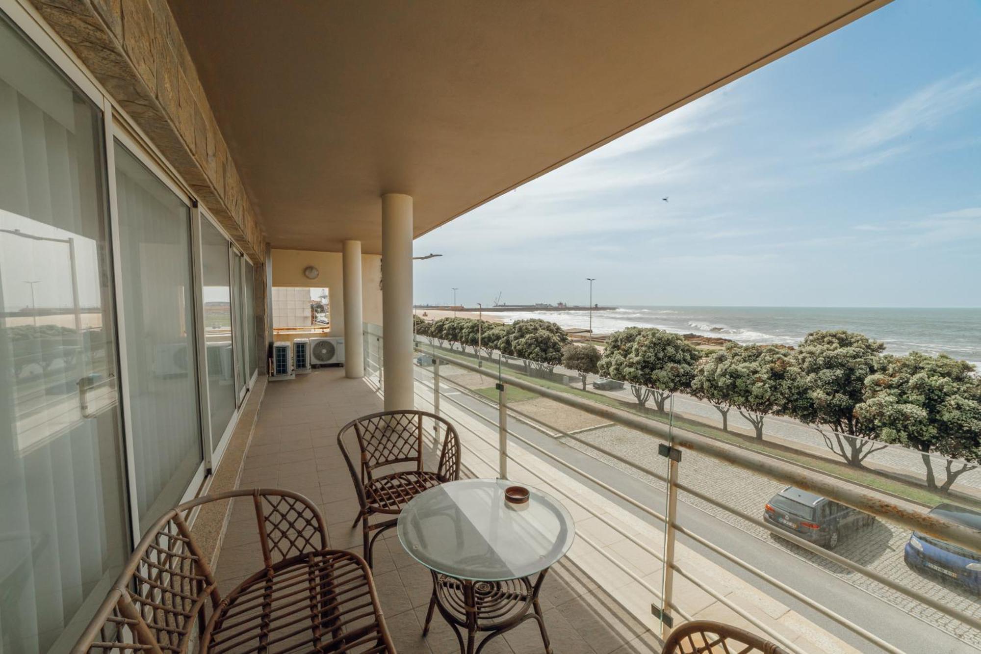 Modern Grand Seaside & Seaview By Vacationy Apartamento Matosinhos (Porto)