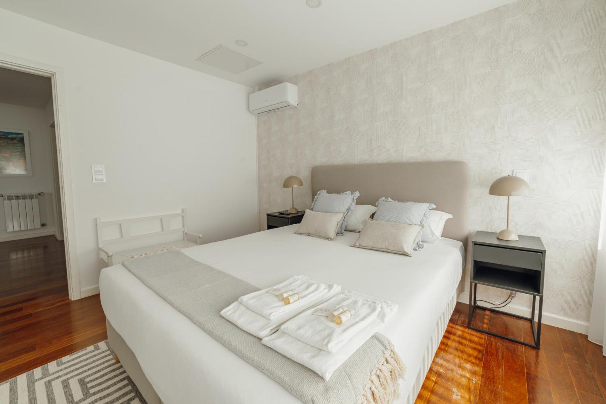 Apartamento Modern Grand Seaside & Seaview By Vacationy *