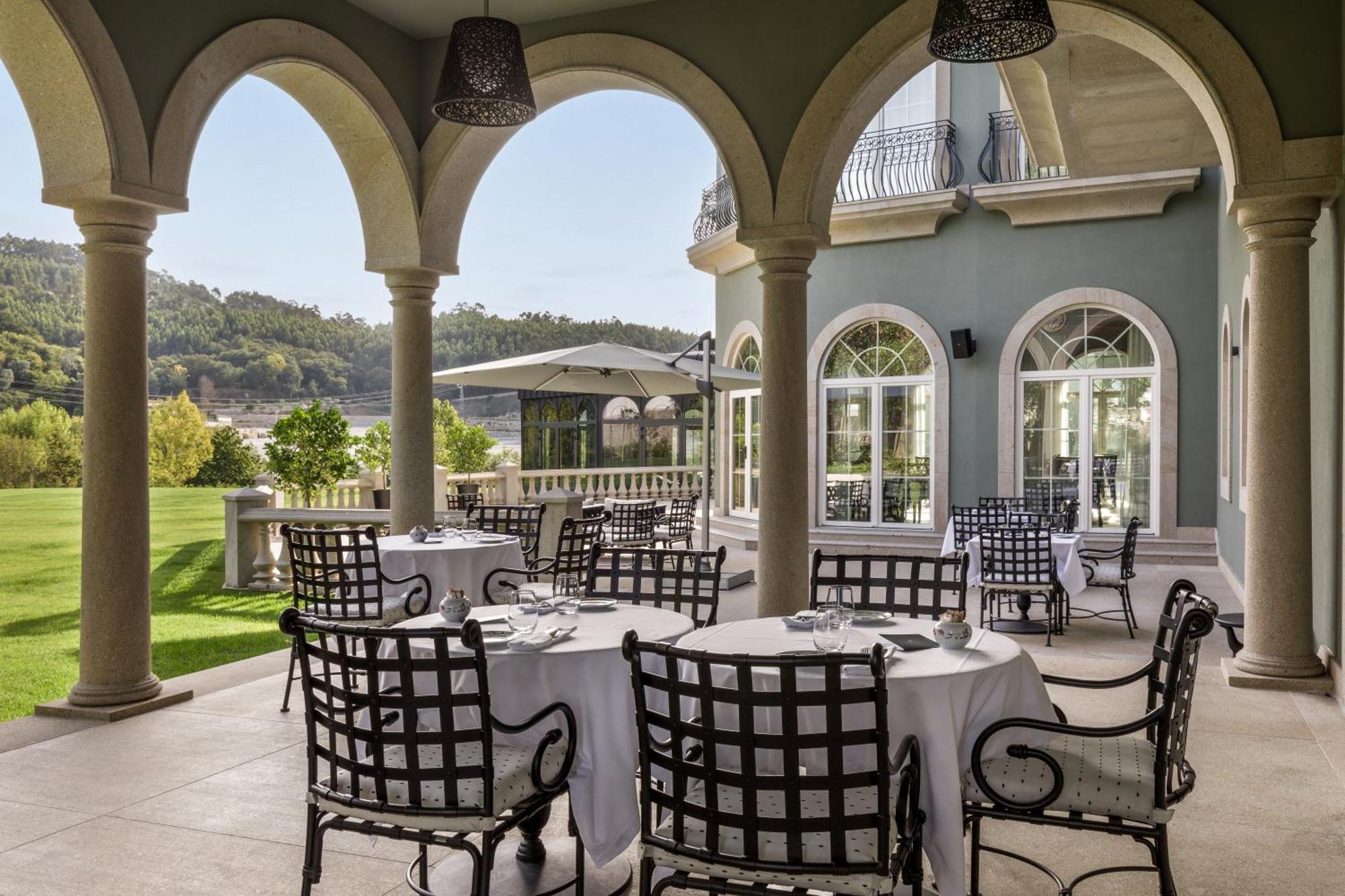 Maison Albar - Amoure 5* Braga