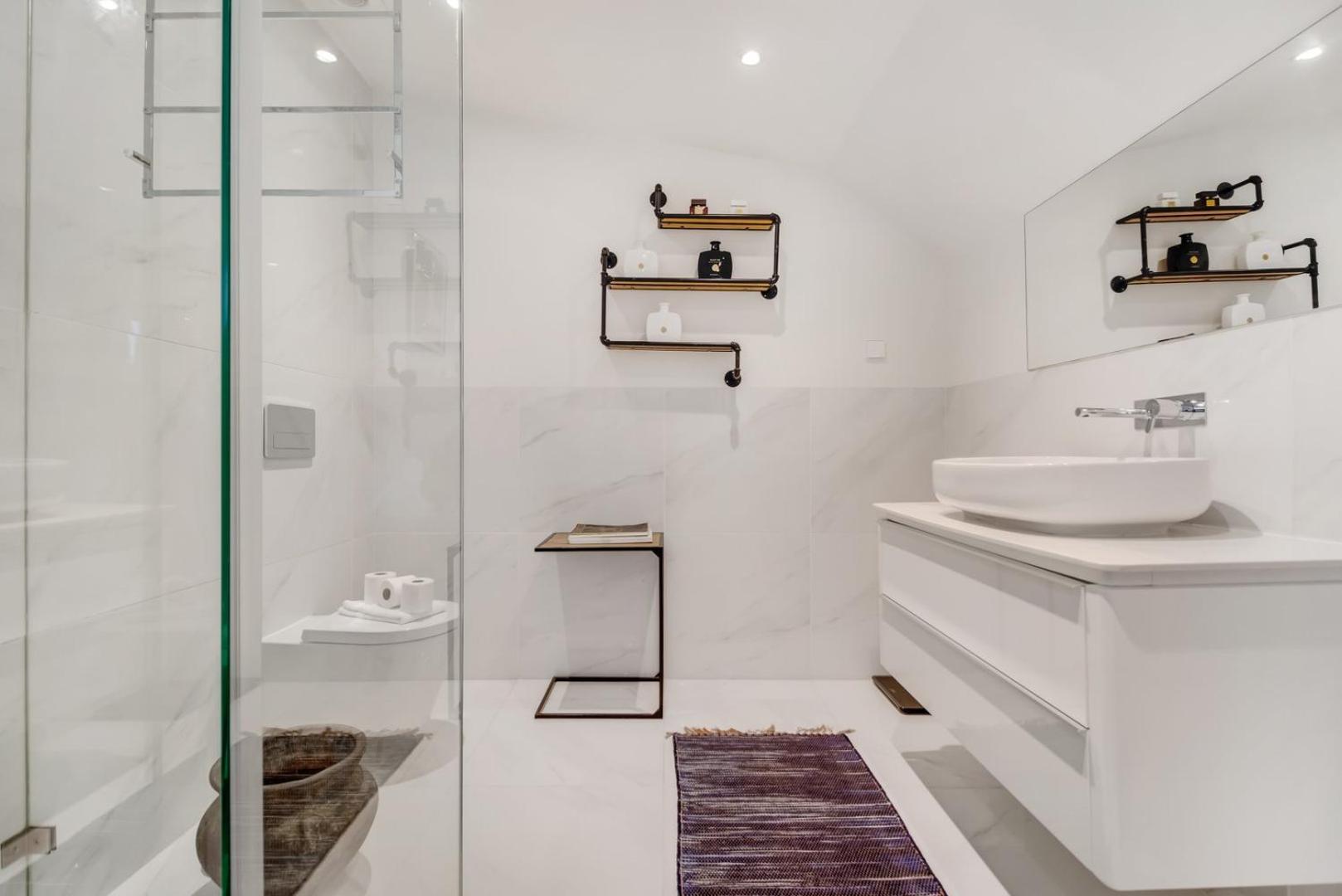 Luxe Penthouse - & Taje View | By Airnest Lisbon