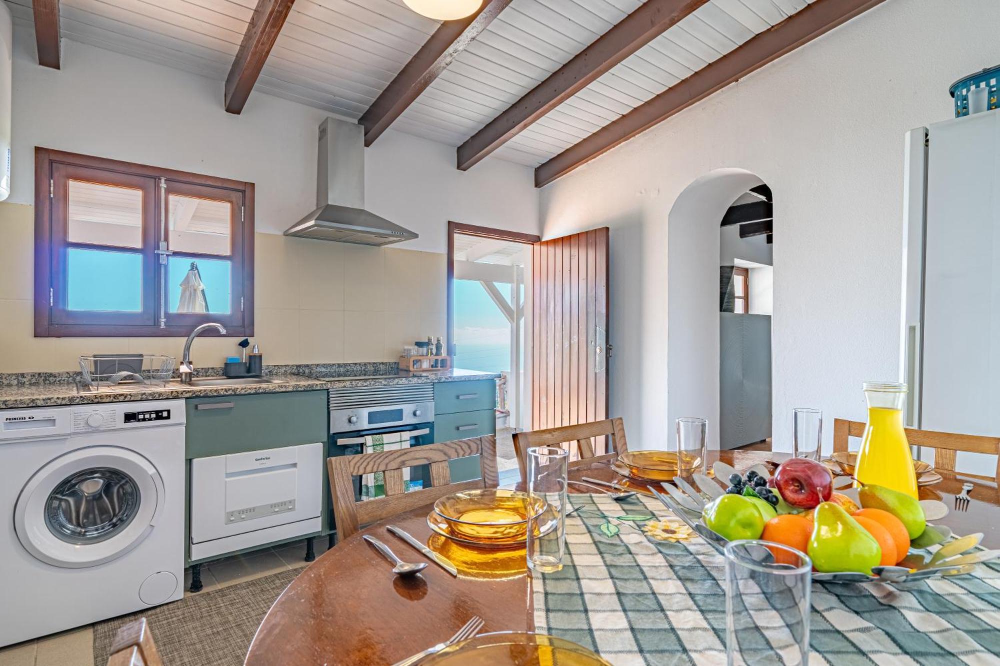 Holiday home Pitaias Estreito Da Calheta