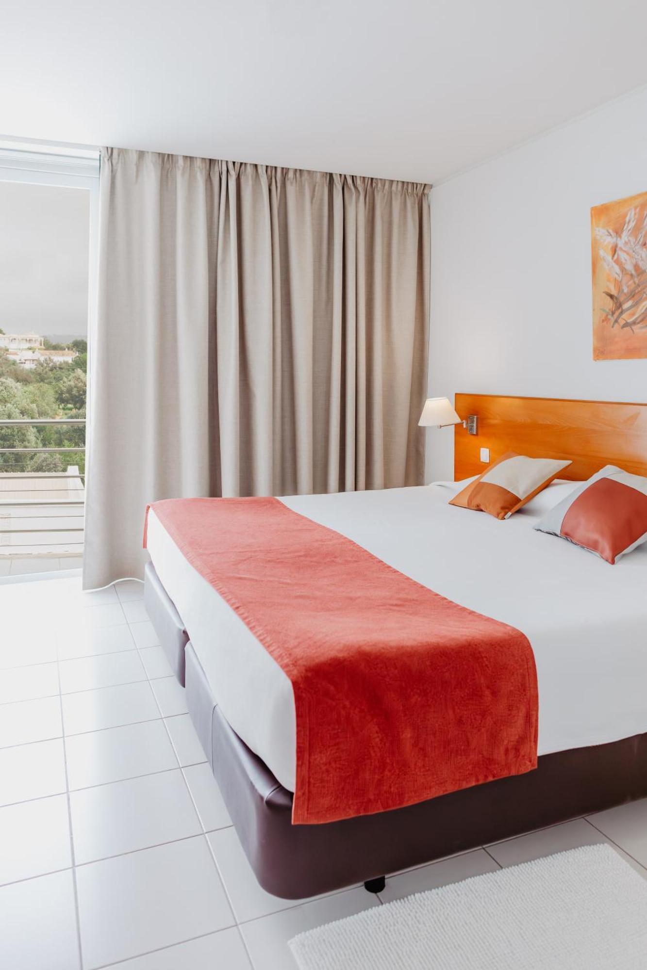 Sao Sebastiao De Hotel