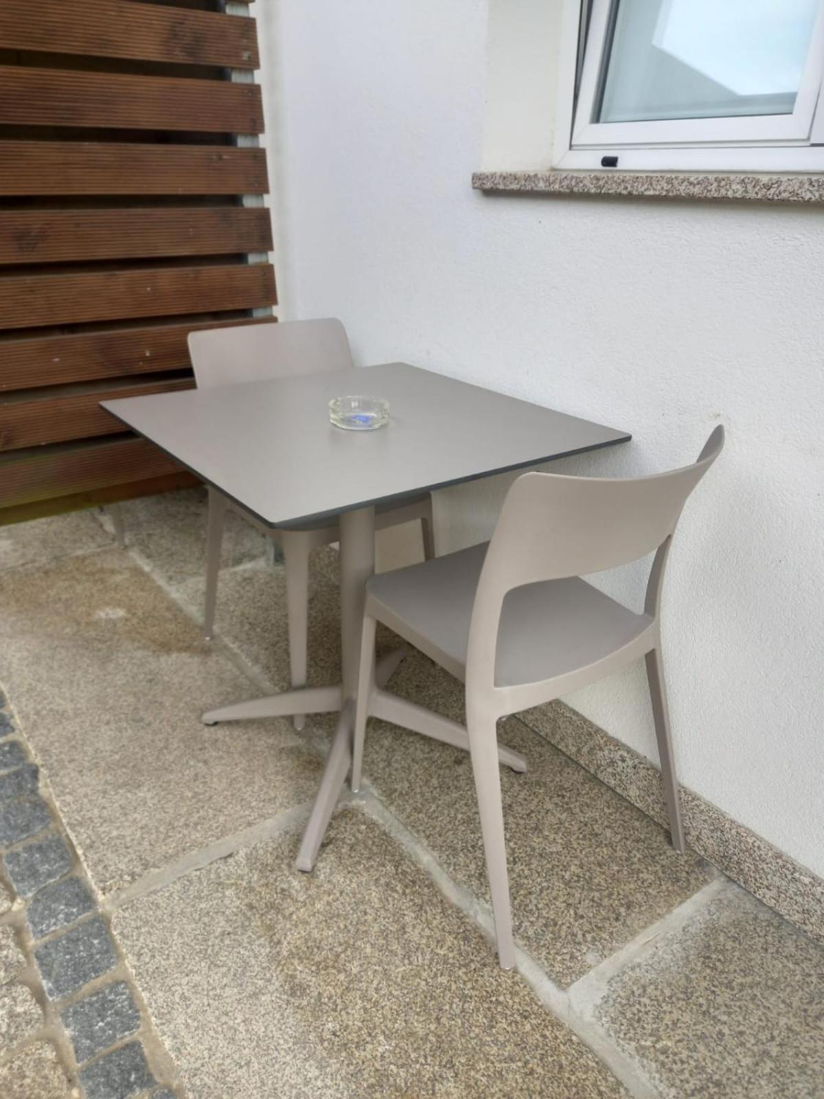 Funileiro, E Quartos * Amares