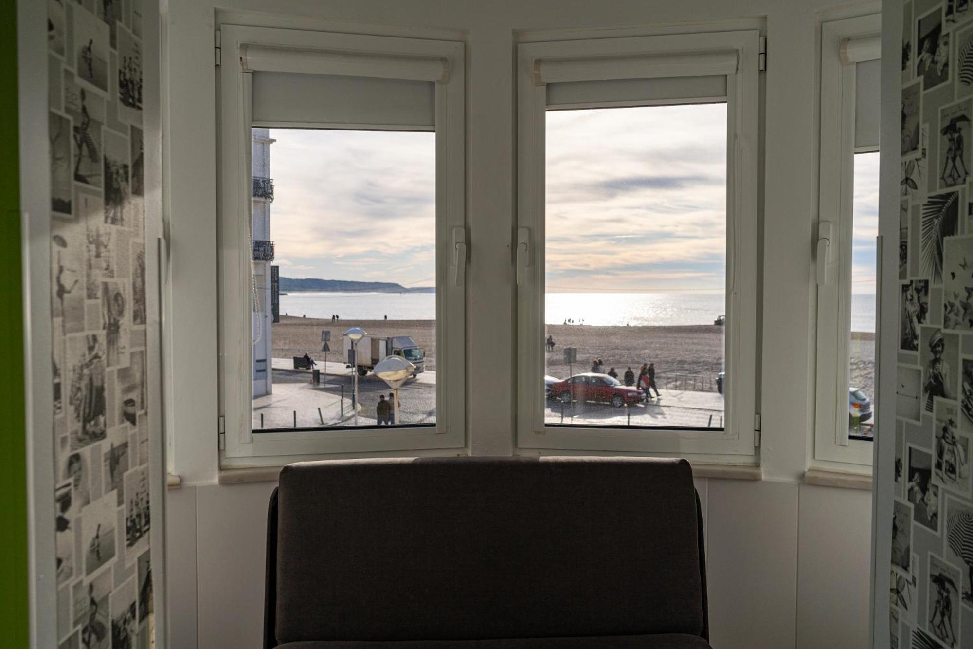 By The Sea - Bed & Breakfast 3*