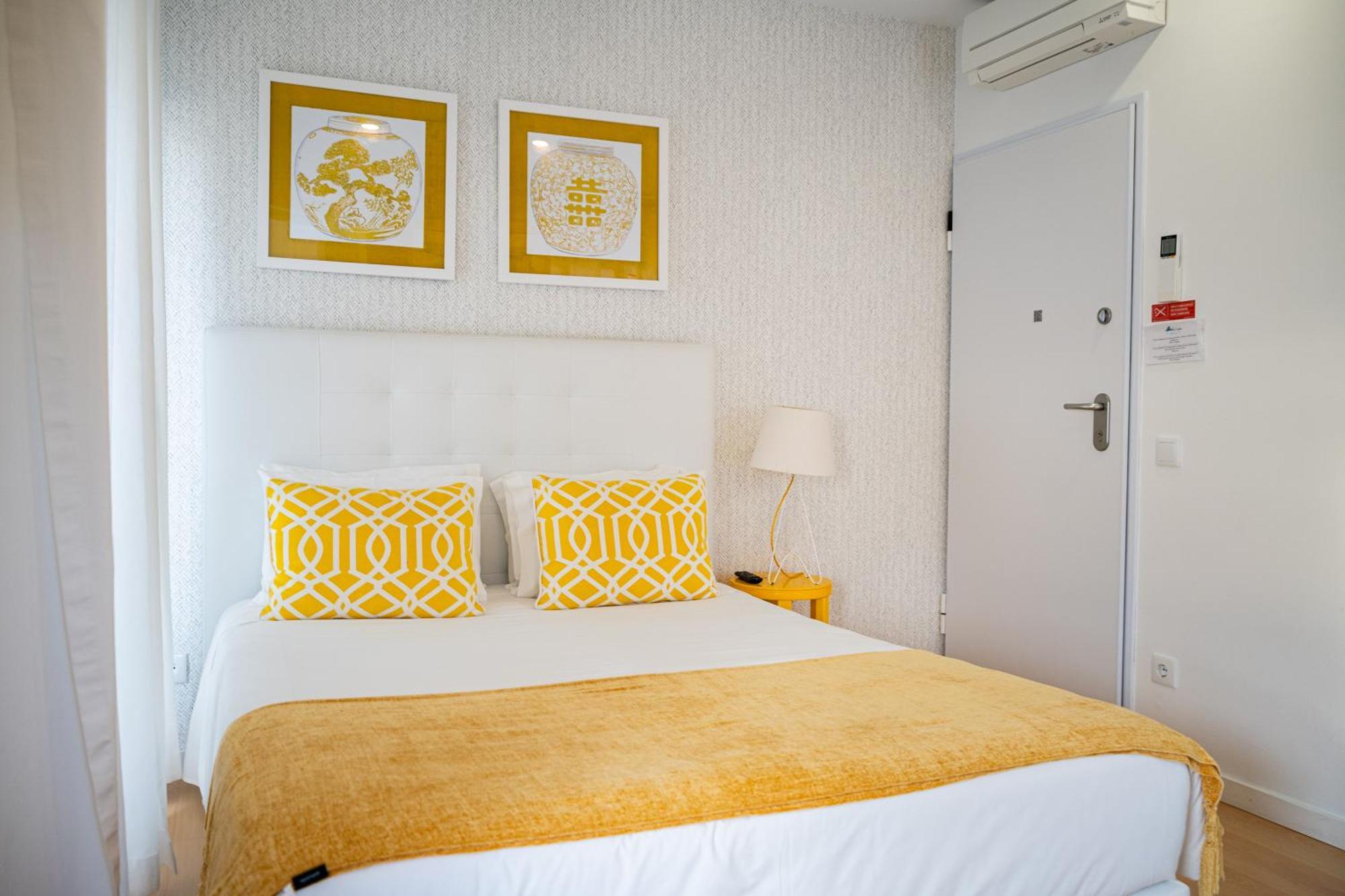 Bed & Breakfast By The Sea -