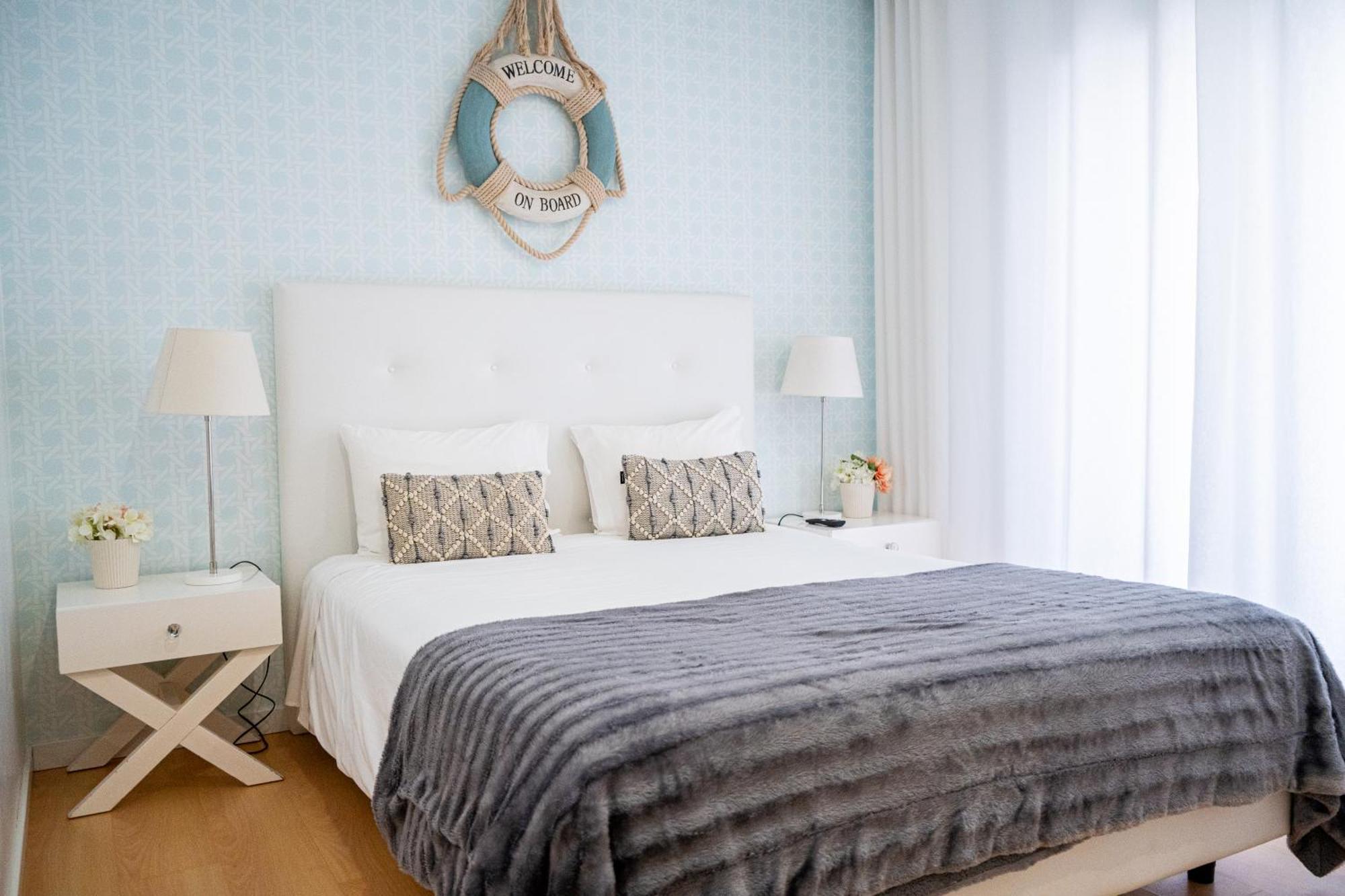 Bed & Breakfast By The Sea -