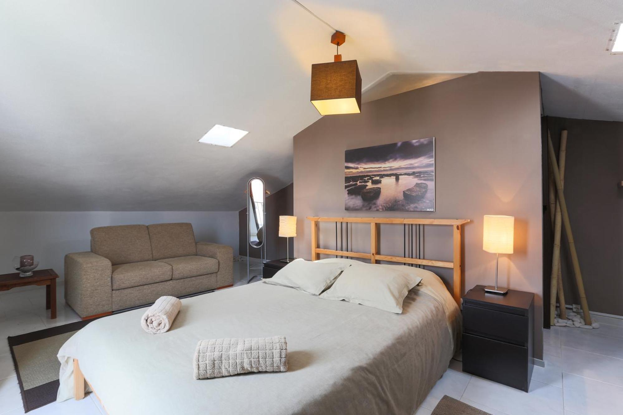 Sandycamps Surf House *